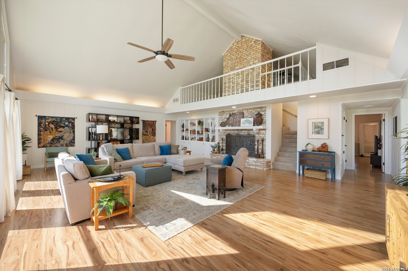 2044 MEDINA HWY, Kerrville, TX 78028