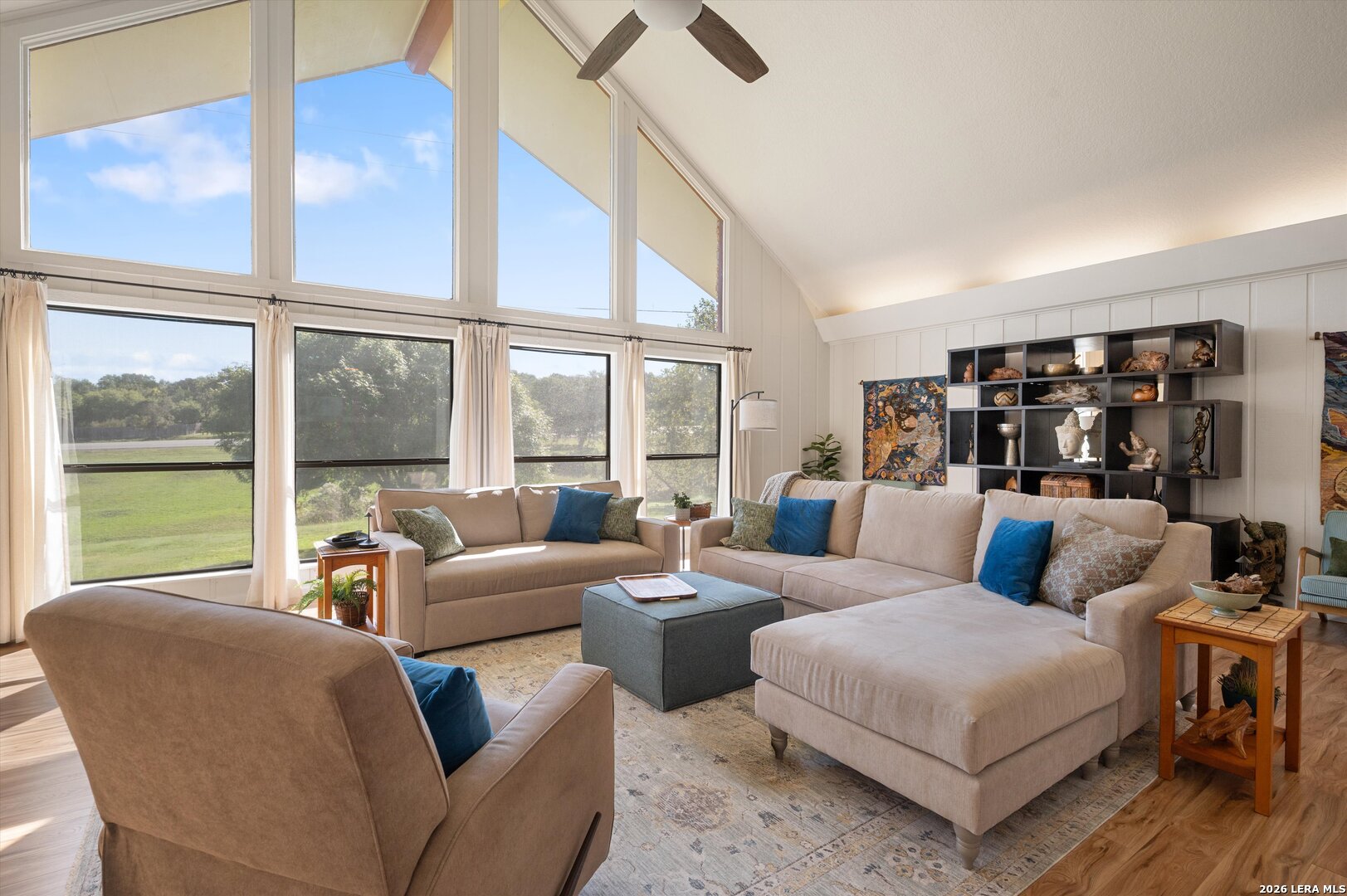 2044 MEDINA HWY, Kerrville, TX 78028