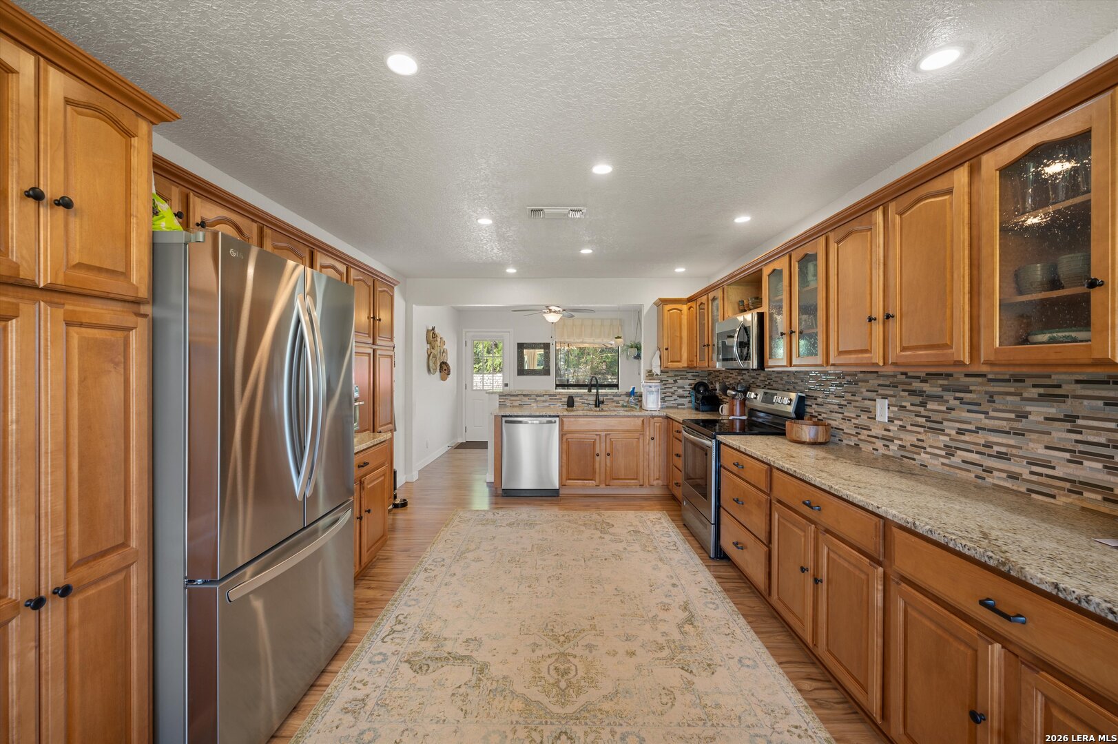 2044 MEDINA HWY, Kerrville, TX 78028