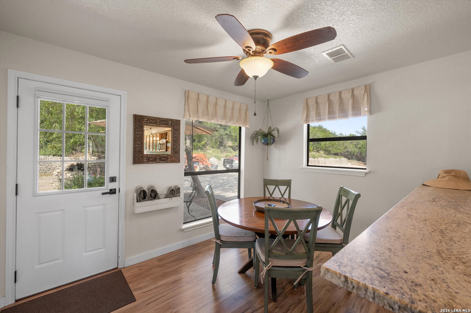 2044 MEDINA HWY, Kerrville, TX 78028