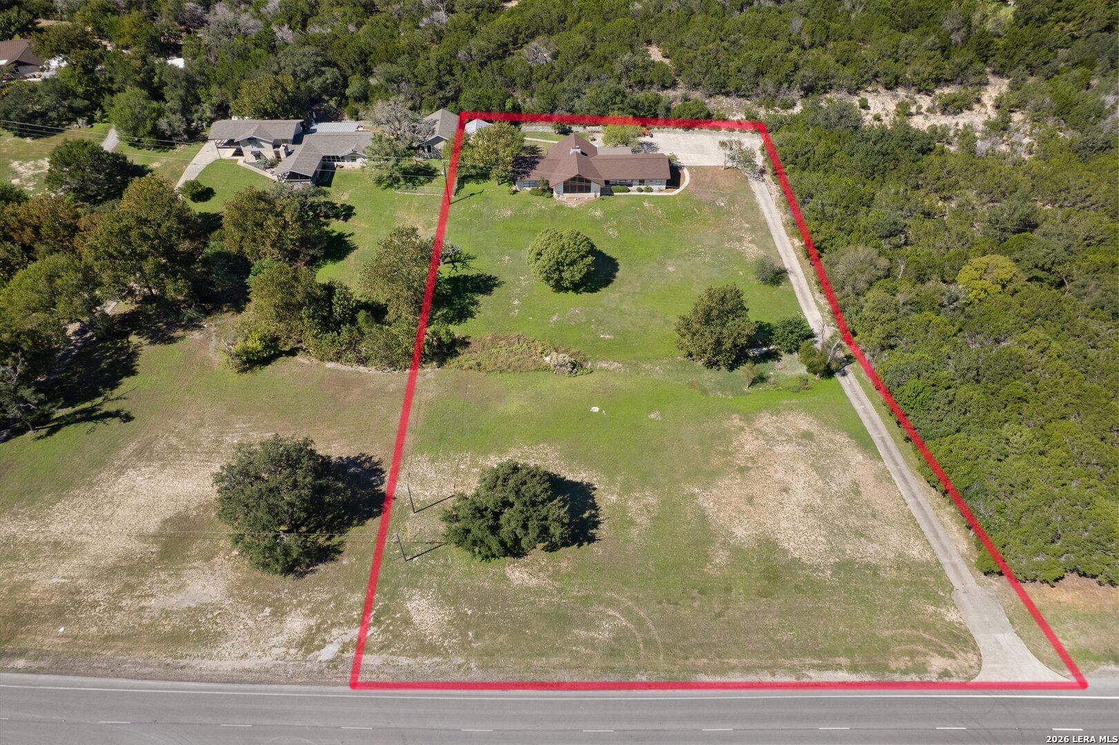 2044 MEDINA HWY, Kerrville, TX 78028