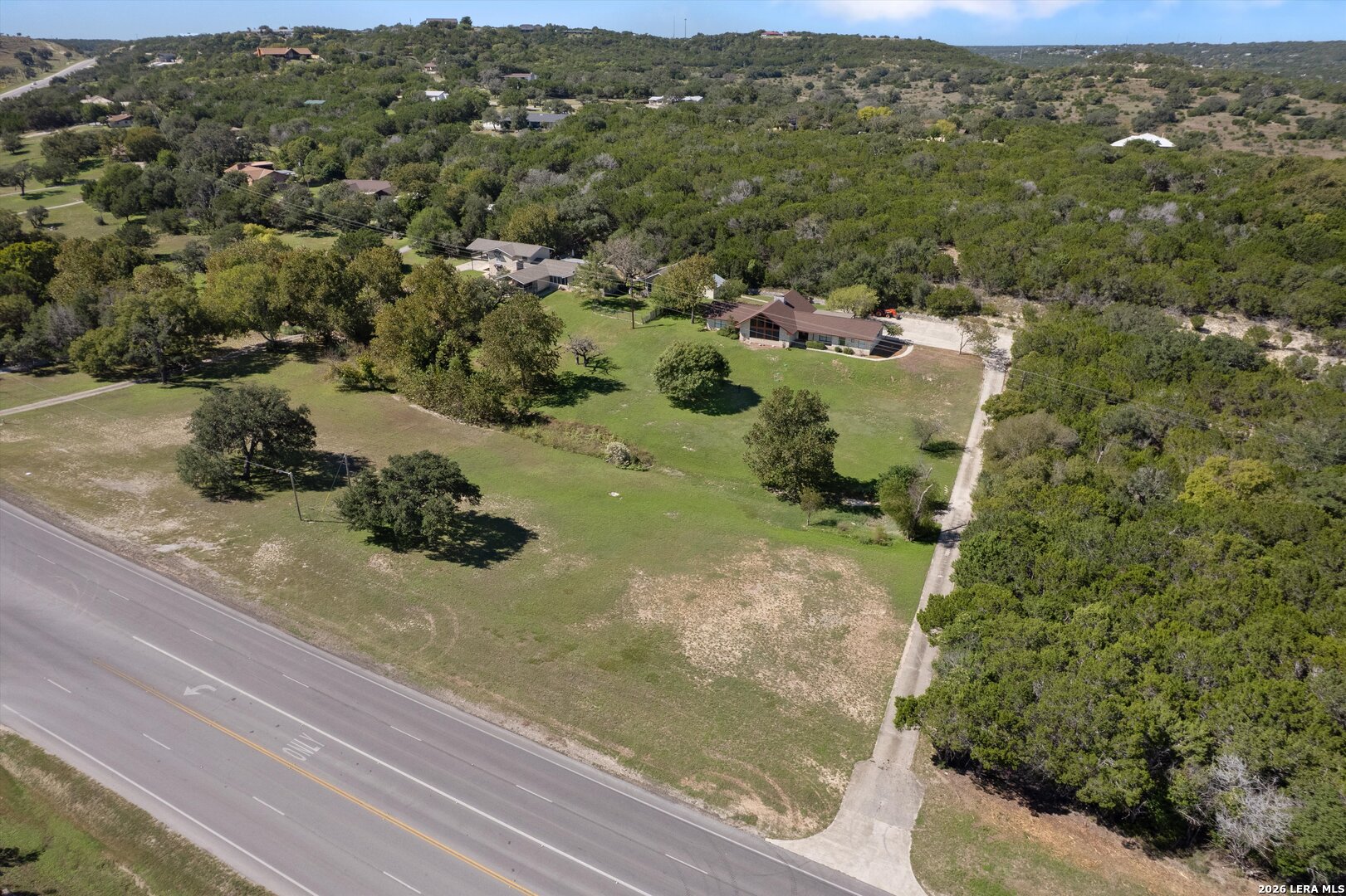 2044 MEDINA HWY, Kerrville, TX 78028