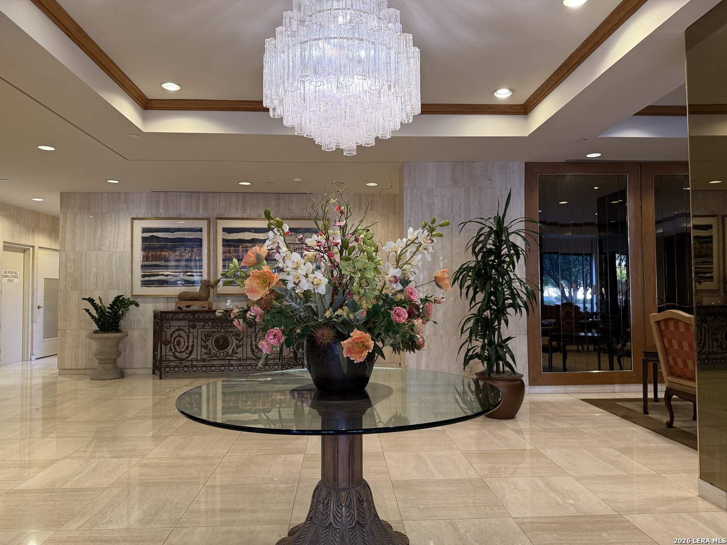 Entry/Foyer