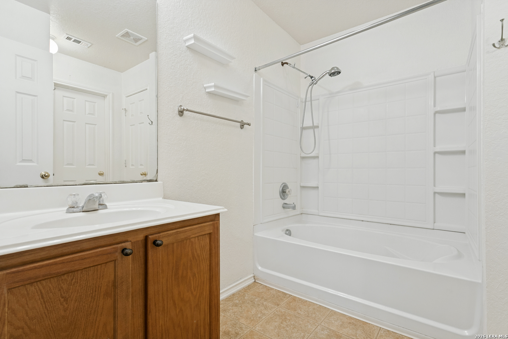 2614 Middleground, San Antonio, TX 78245