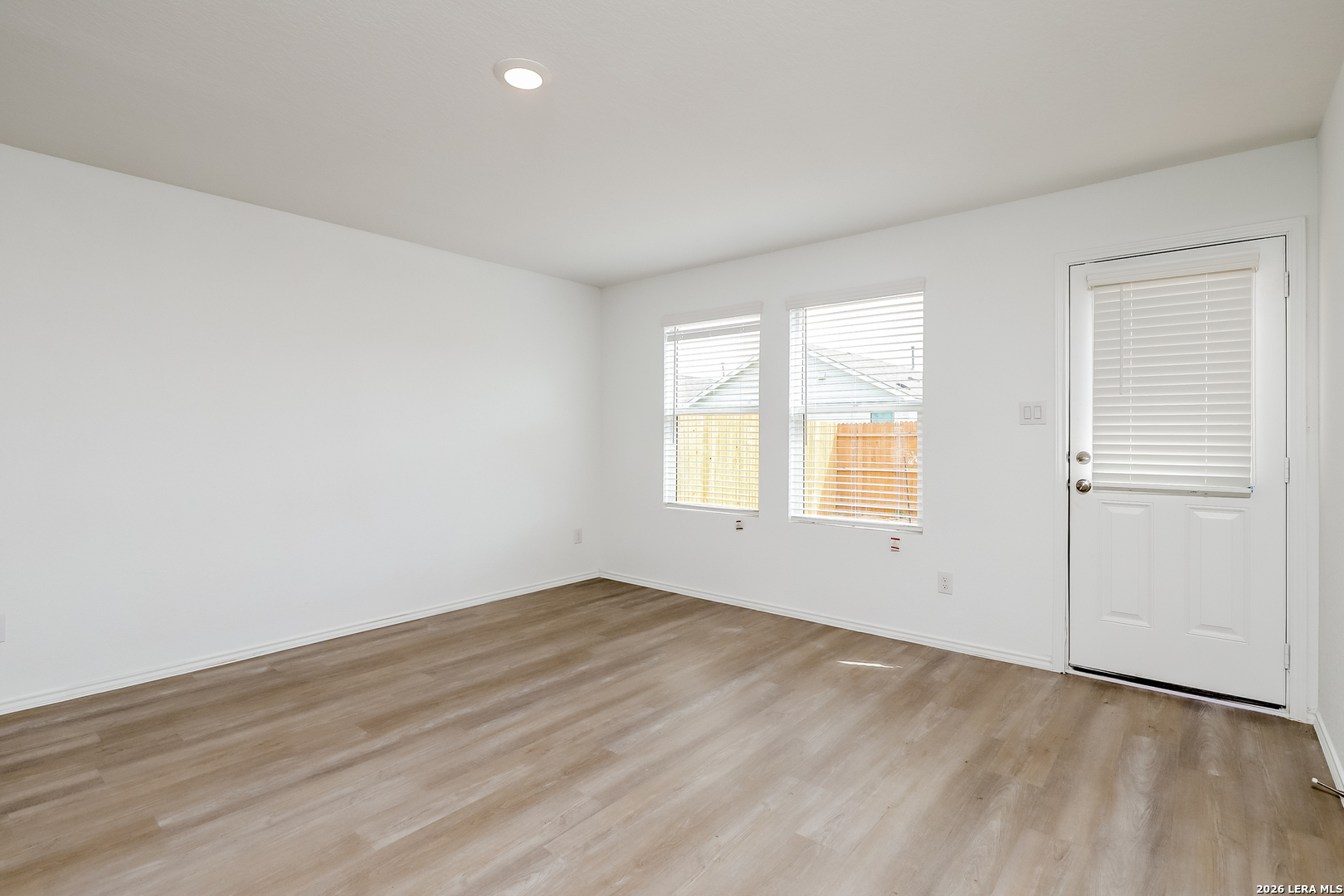 10619 McClintock, Converse, TX 78109