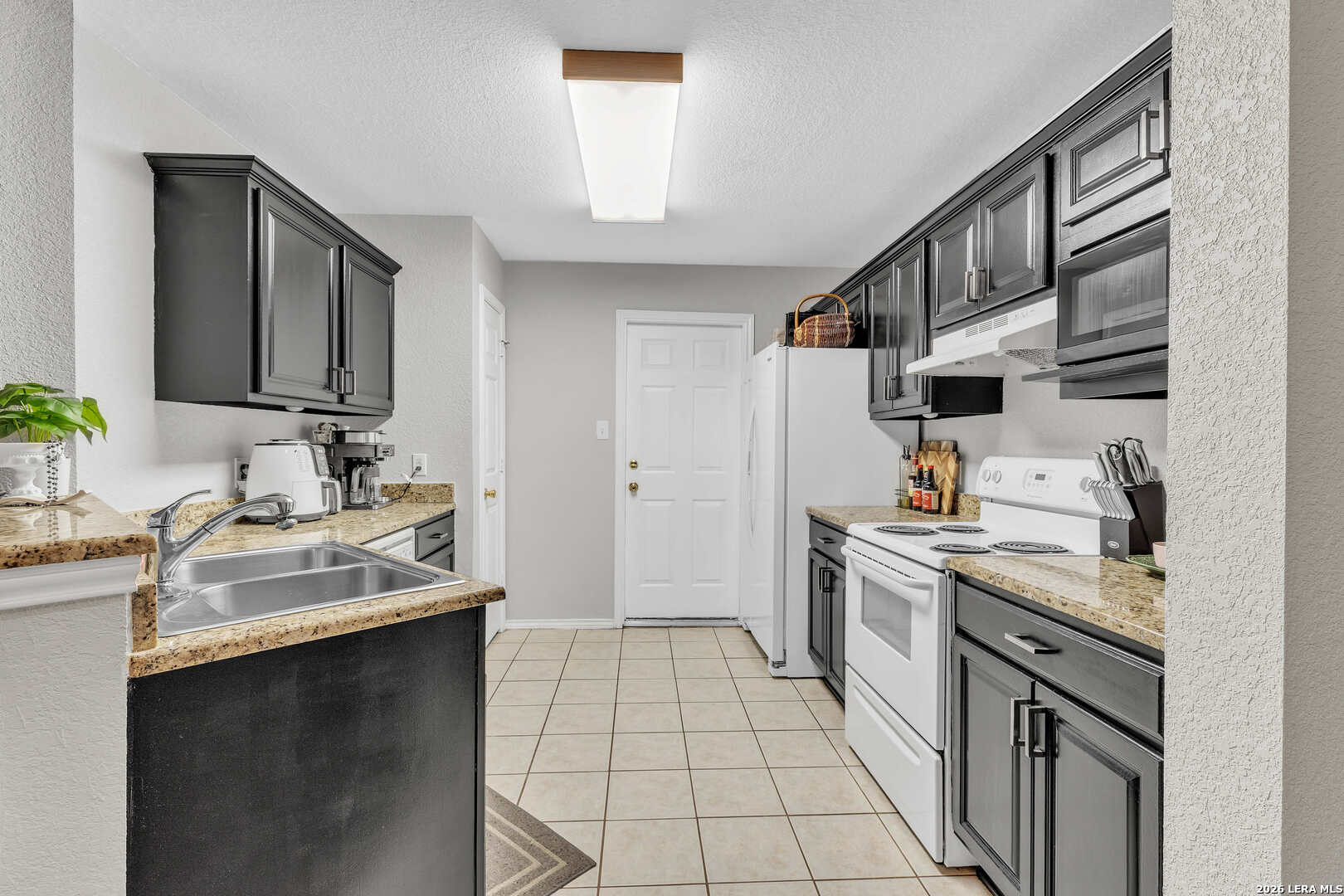 3202 Eisenhauer RD Unit 401, #401, San Antonio, TX 78209