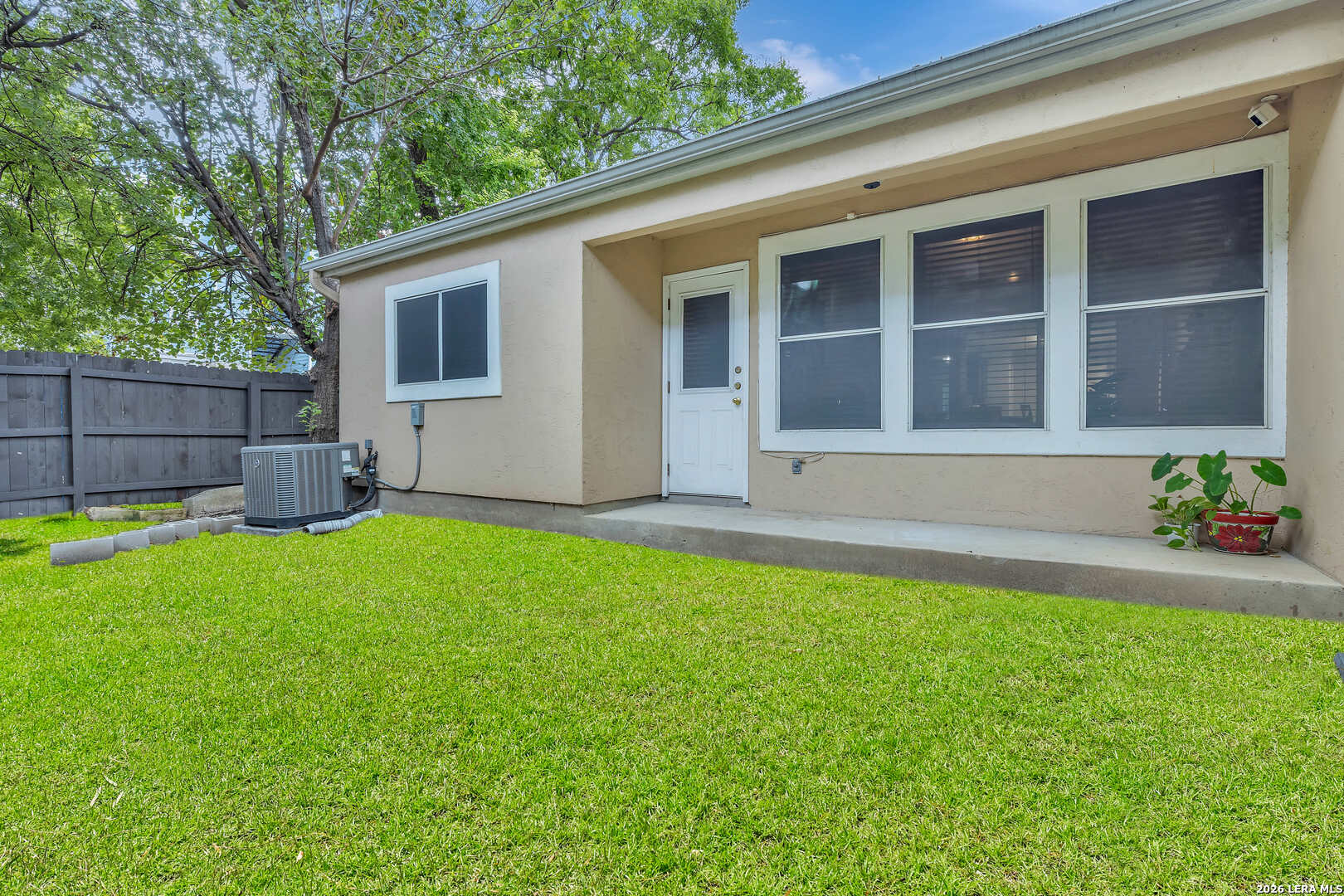 3202 Eisenhauer RD Unit 401, #401, San Antonio, TX 78209