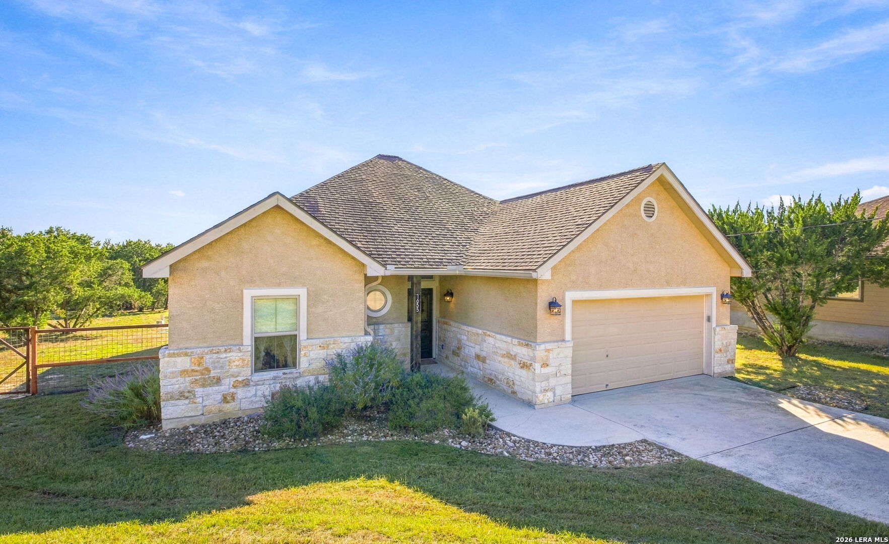 Property photo for 1655 Rocky Ridge Loop, Canyon Lake, TX