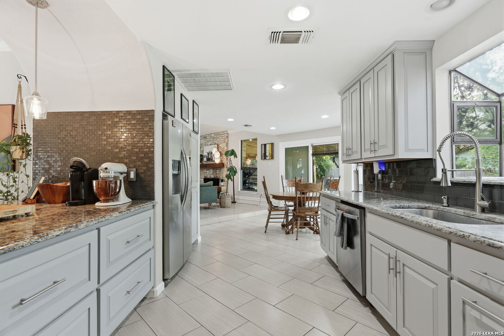 7626 Tippit Trl, San Antonio, TX 78240