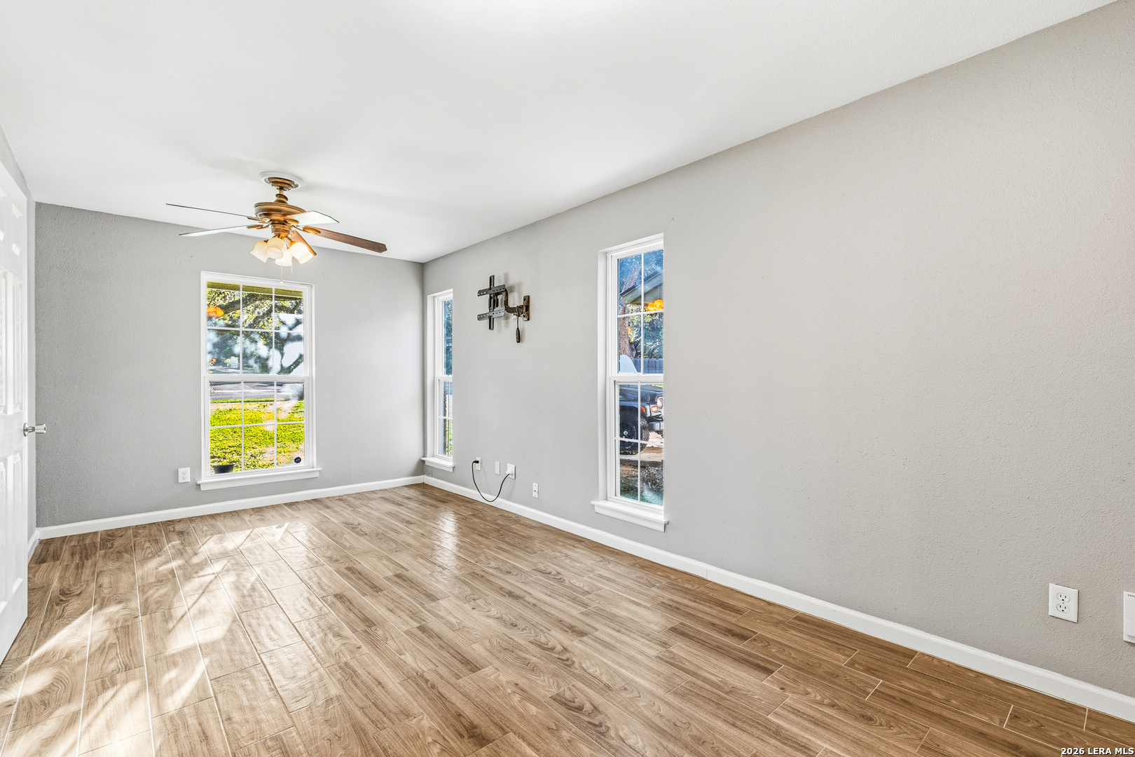8803 PERTSHIRE ST, San Antonio, TX 78254