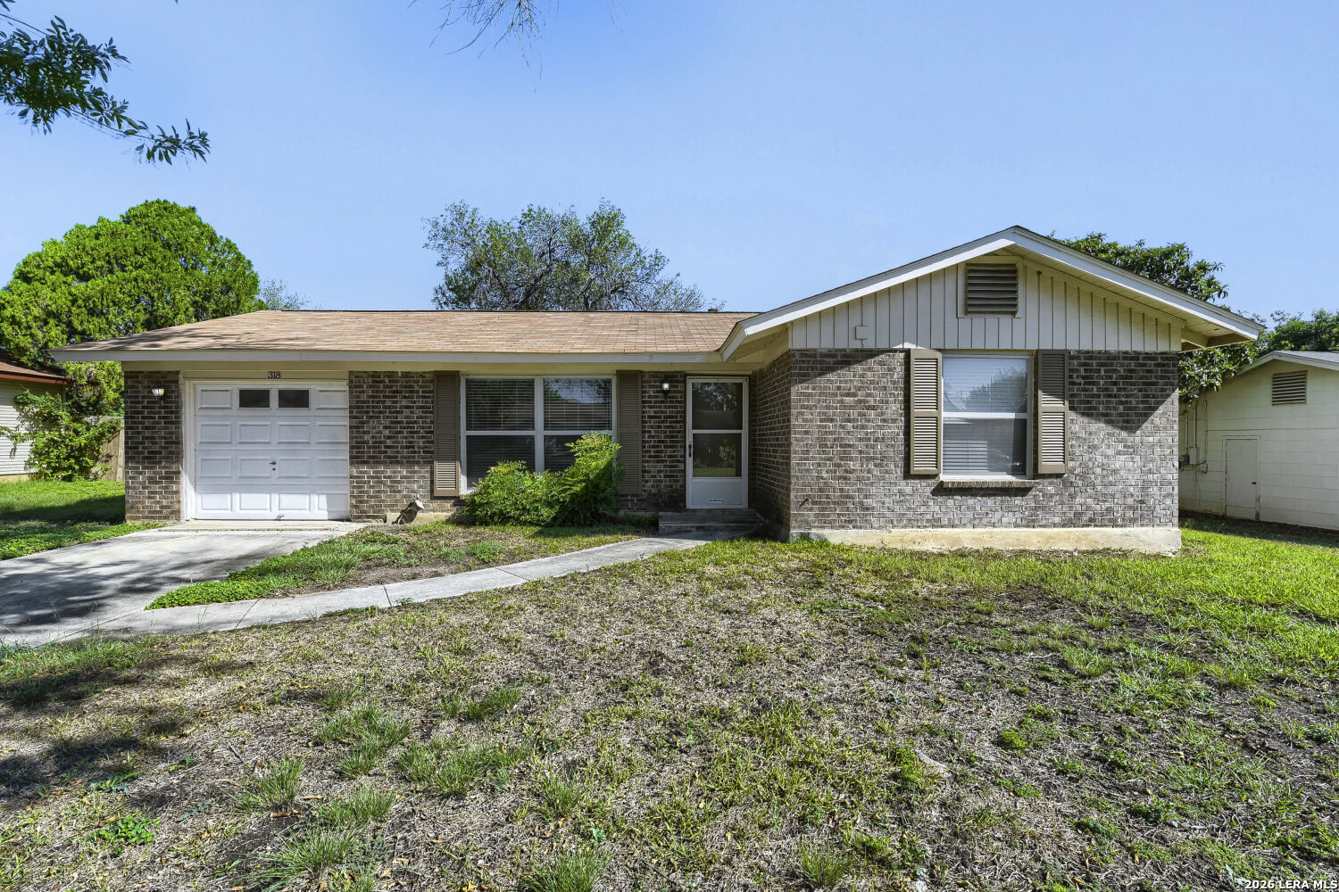 Property photo for 318 BALBOA DR, Universal City, TX