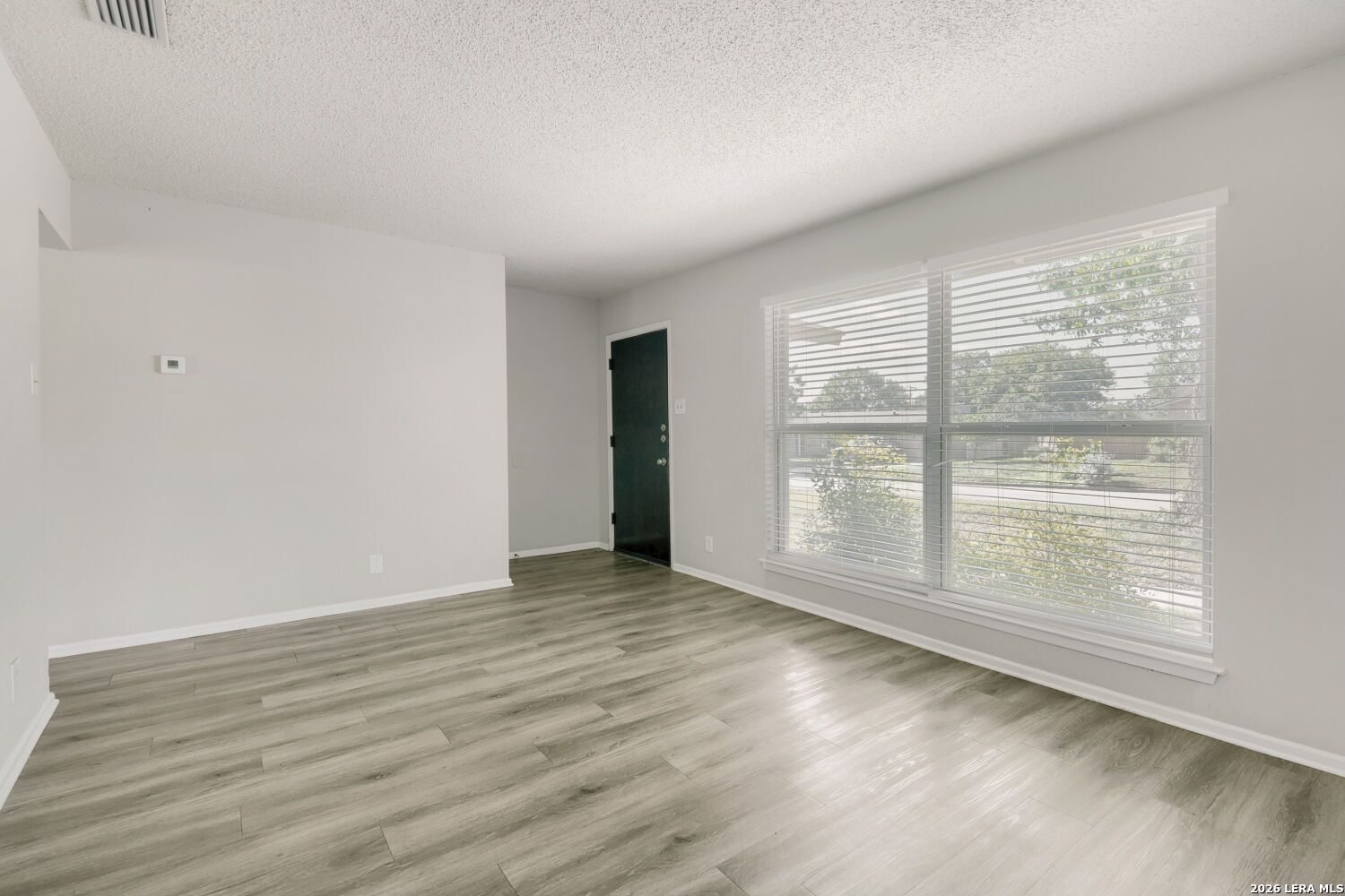 318 BALBOA DR, Universal City, TX 78148