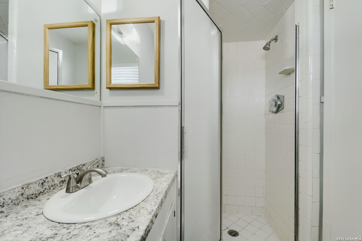 318 BALBOA DR, Universal City, TX 78148