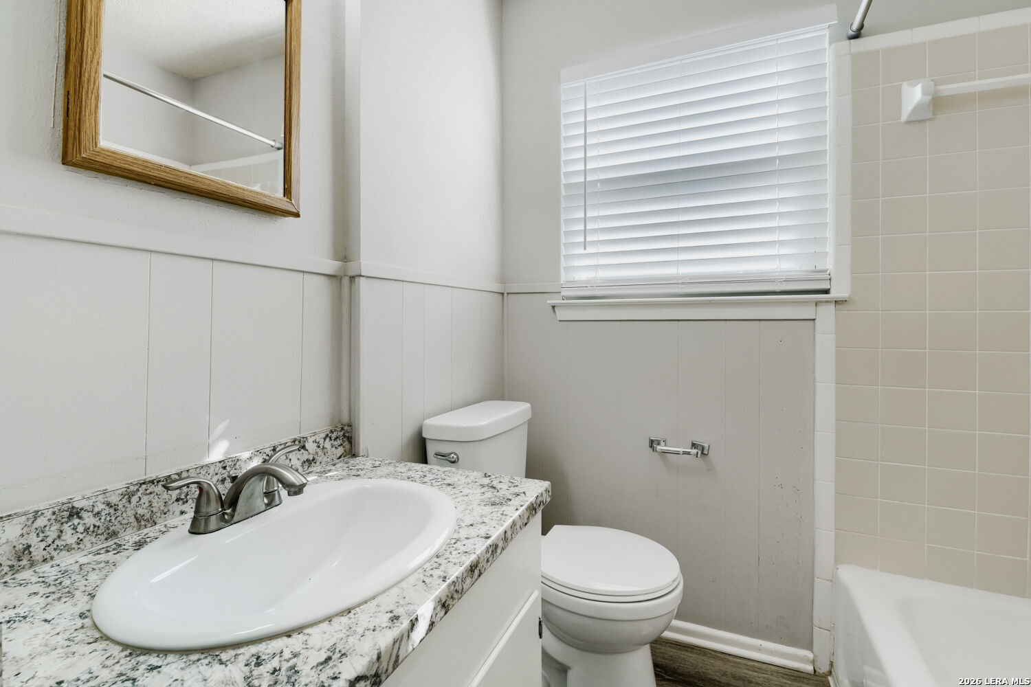 318 BALBOA DR, Universal City, TX 78148