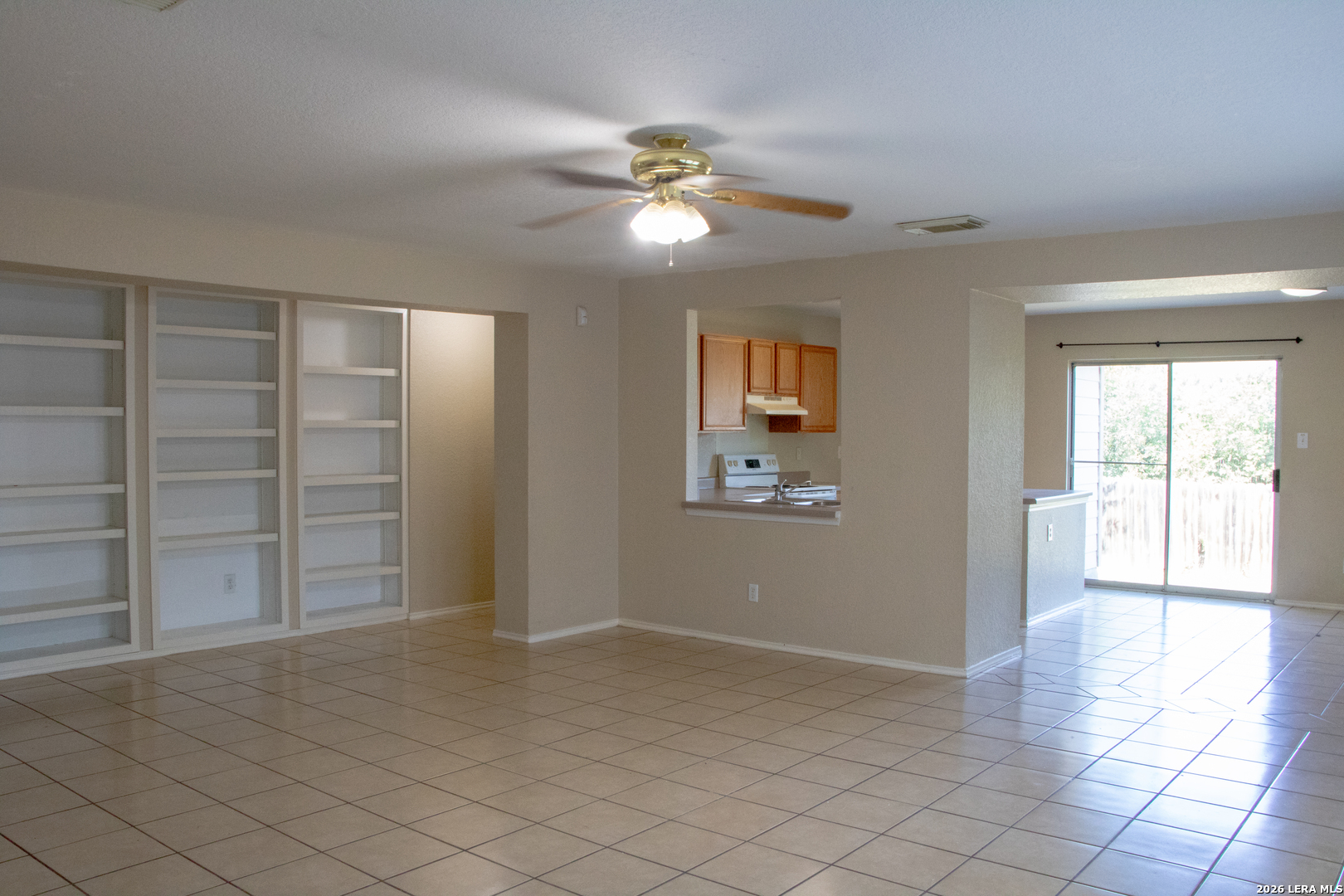 338 Tres Caminos, San Antonio, TX 78245