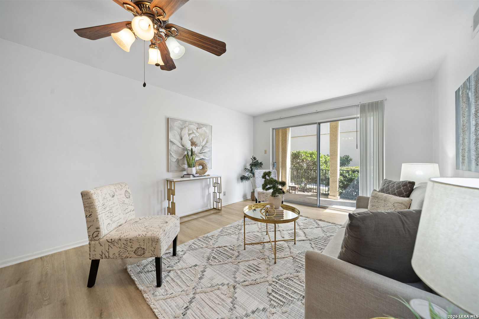 8702 Village Dr., #406, San Antonio, TX 78217