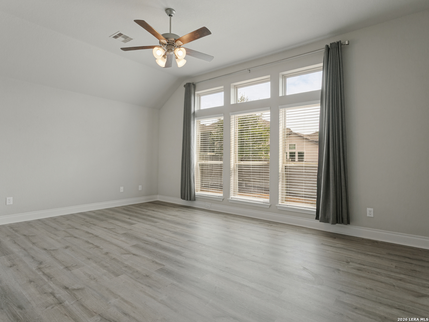 1154 THICKET LN, New Braunfels, TX 78132