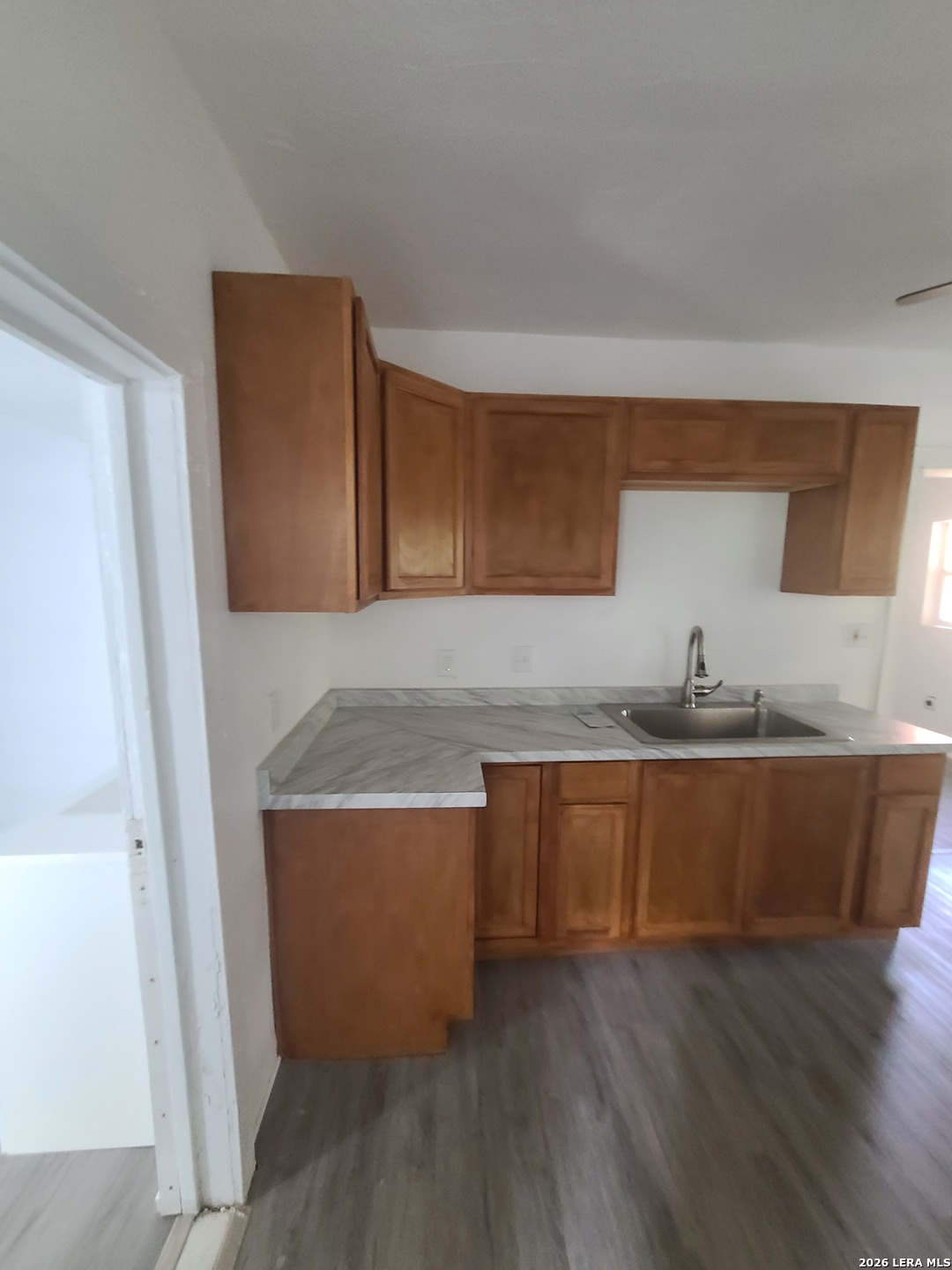 869 Crystal, San Antonio, TX 78211