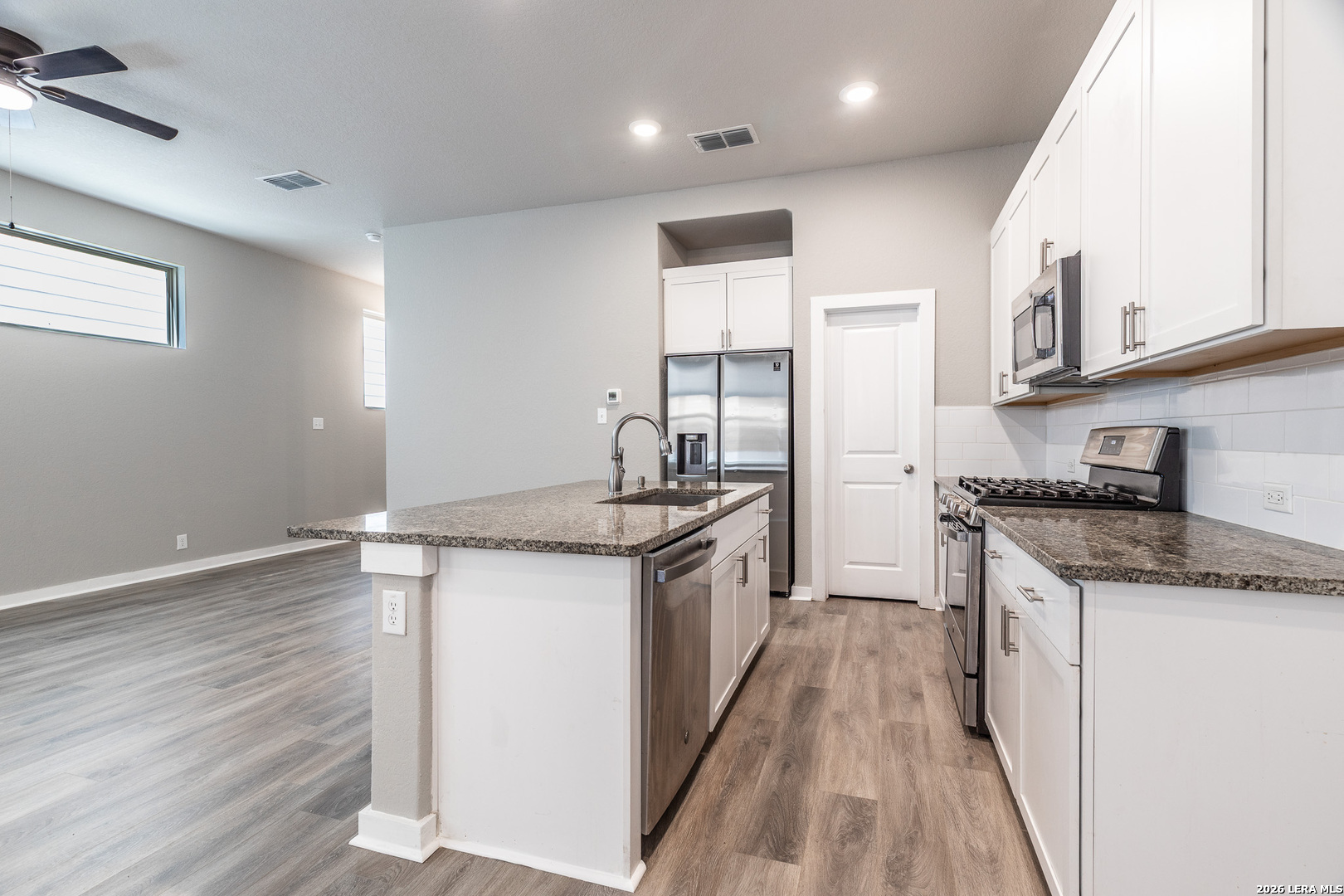 6446 BABCOCK RD, #UNIT 35, San Antonio, TX 78249