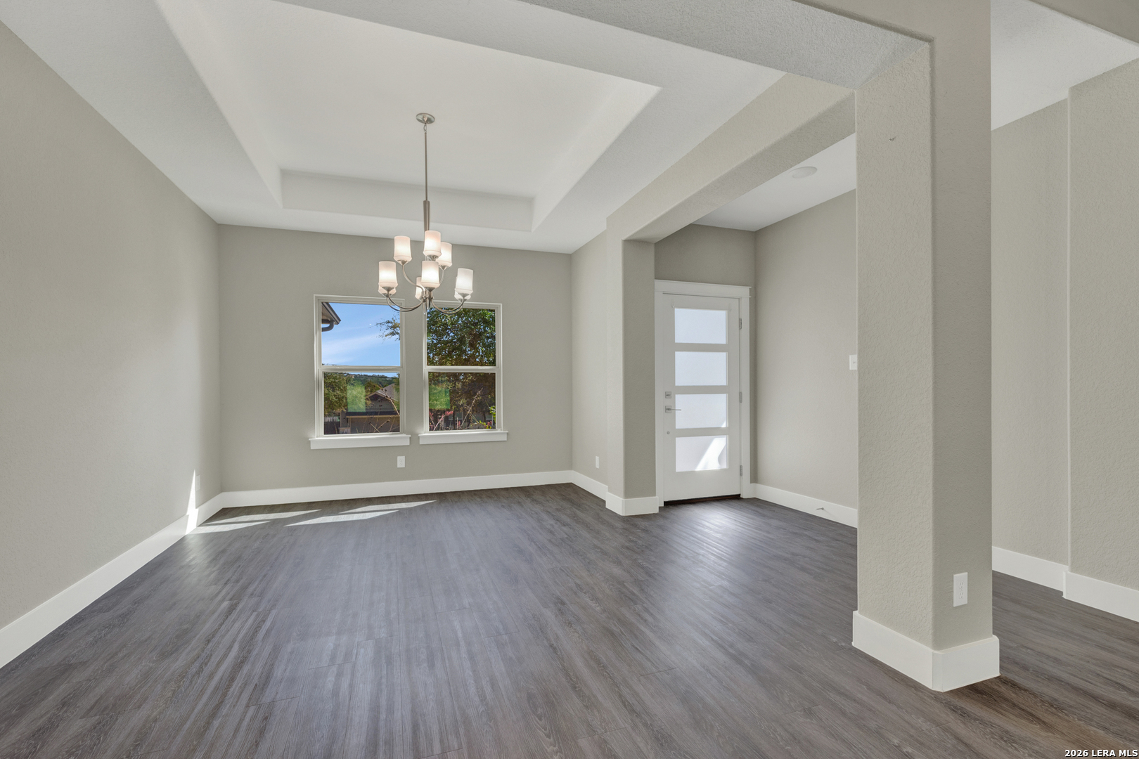 381 Monarch, photo 8