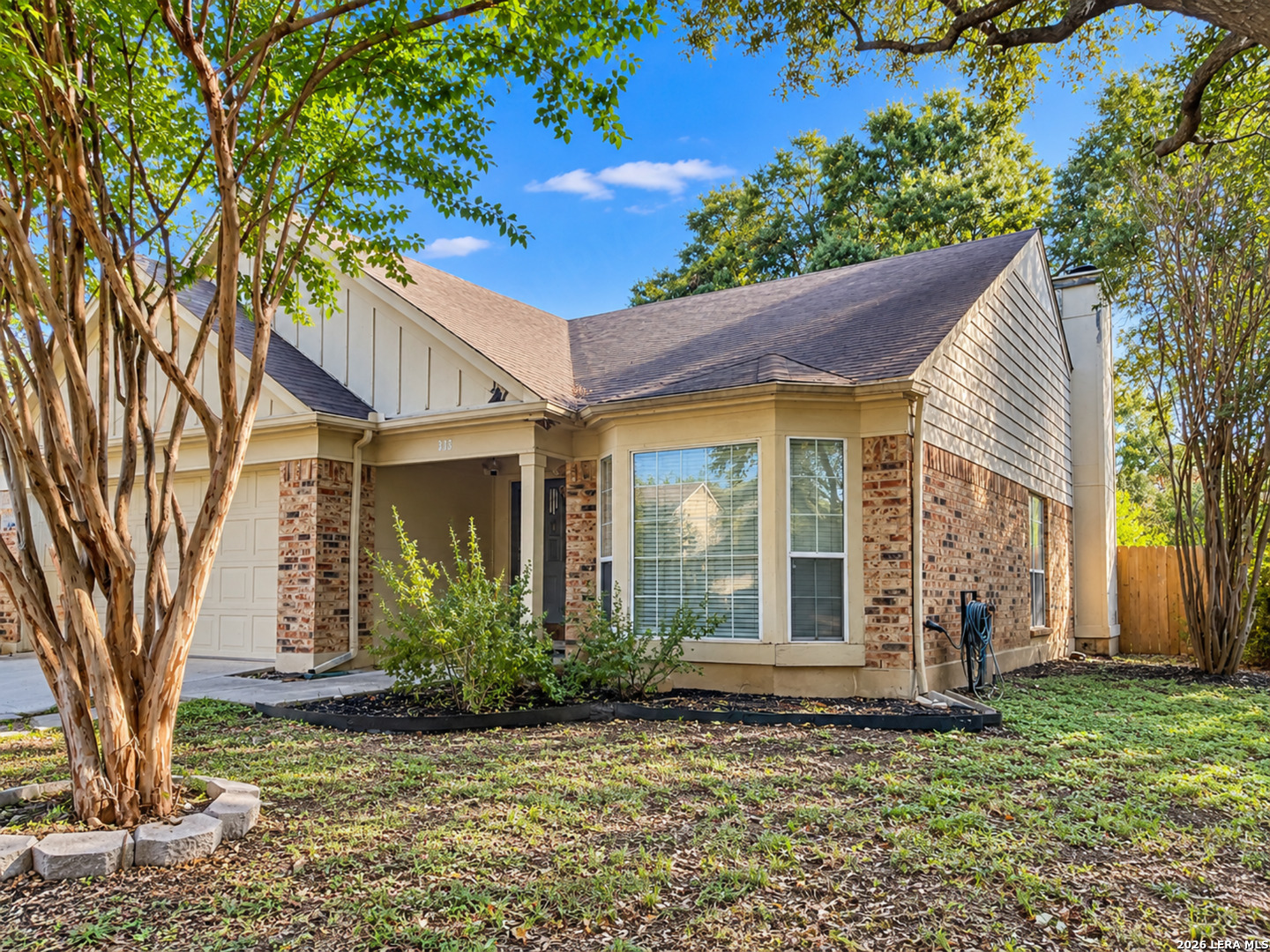 313 BURKWOOD LN, Cibolo, TX 78108