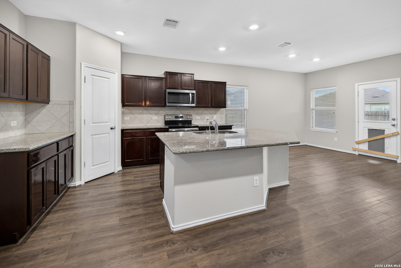 302 XANADU DR, #38A, Jarrell, TX 76537