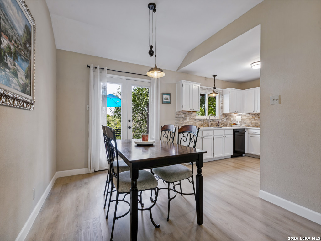 14064 Cedar Cyn, San Antonio, TX 78231