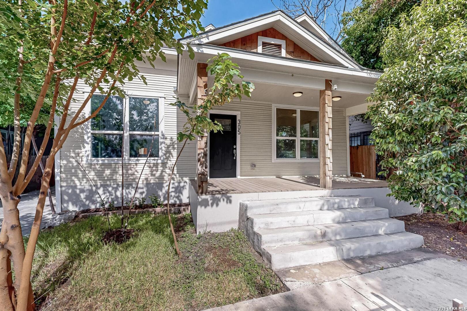 305 Spruce, San Antonio, TX 78203
