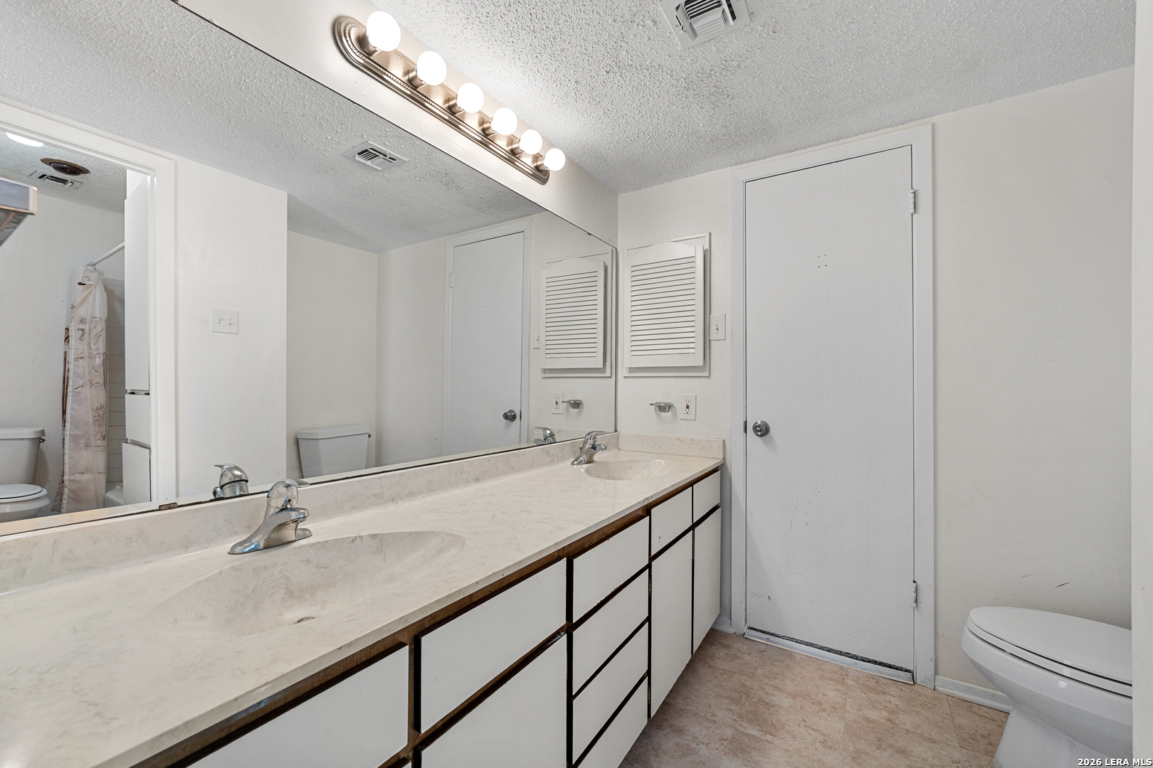 1950-B Leslie Dr., #B, Kerrville, TX 78028