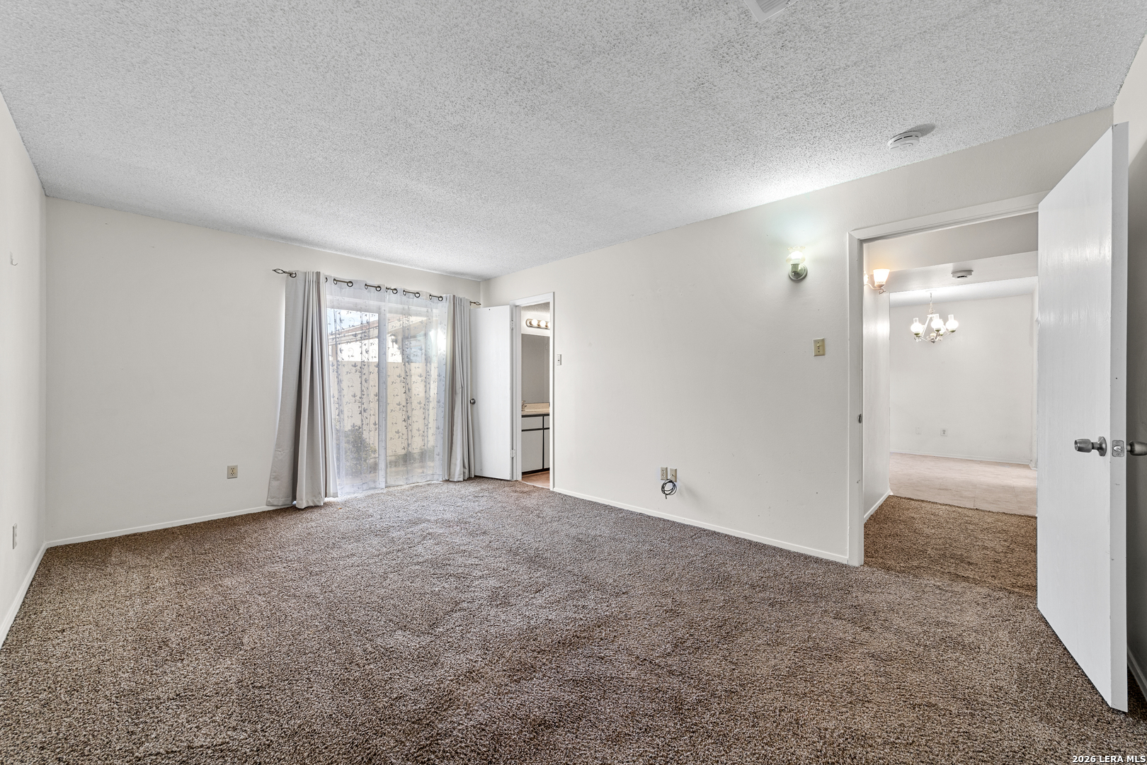 1950-B Leslie Dr., #B, Kerrville, TX 78028