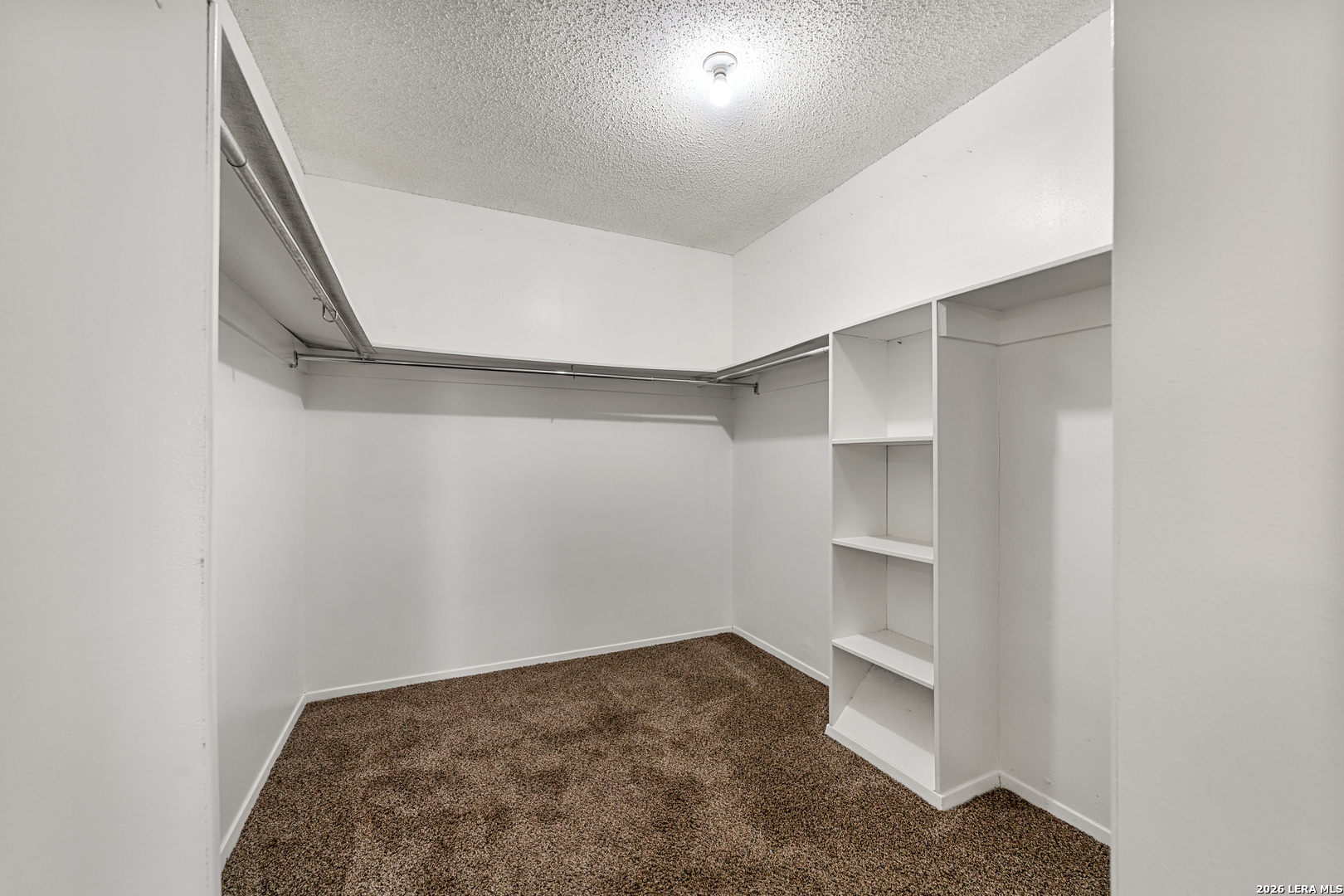 1950-B Leslie Dr., #B, Kerrville, TX 78028