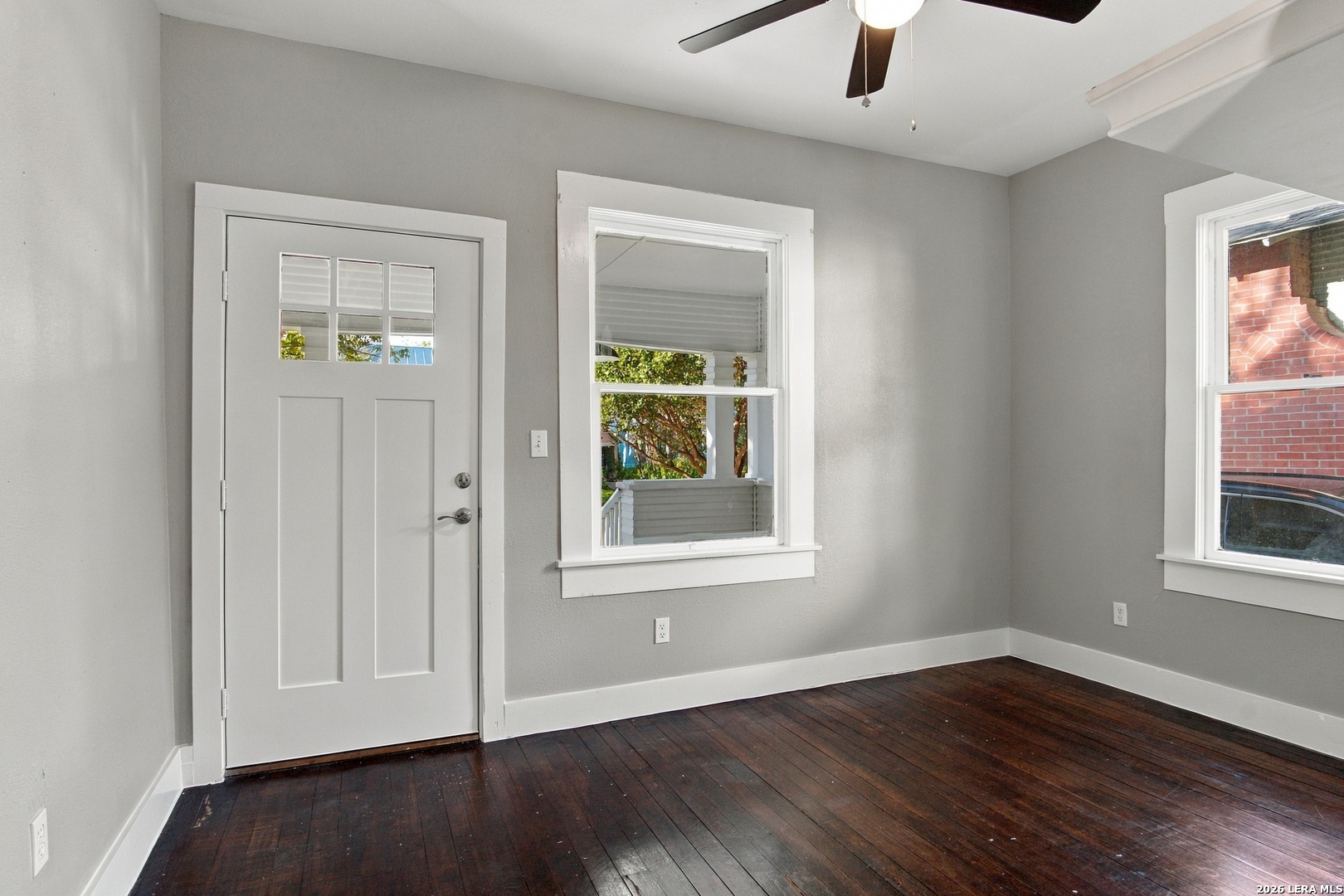 801 W Mistletoe Ave, San Antonio, TX 78212