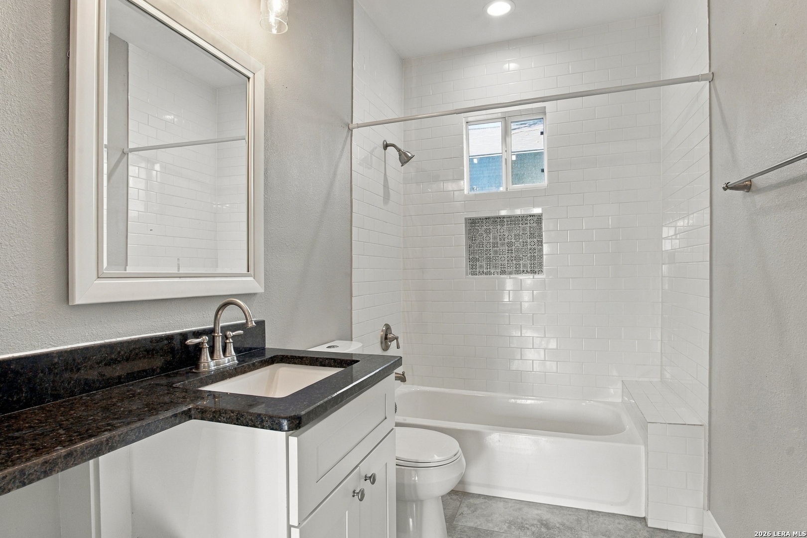 801 W Mistletoe Ave, San Antonio, TX 78212