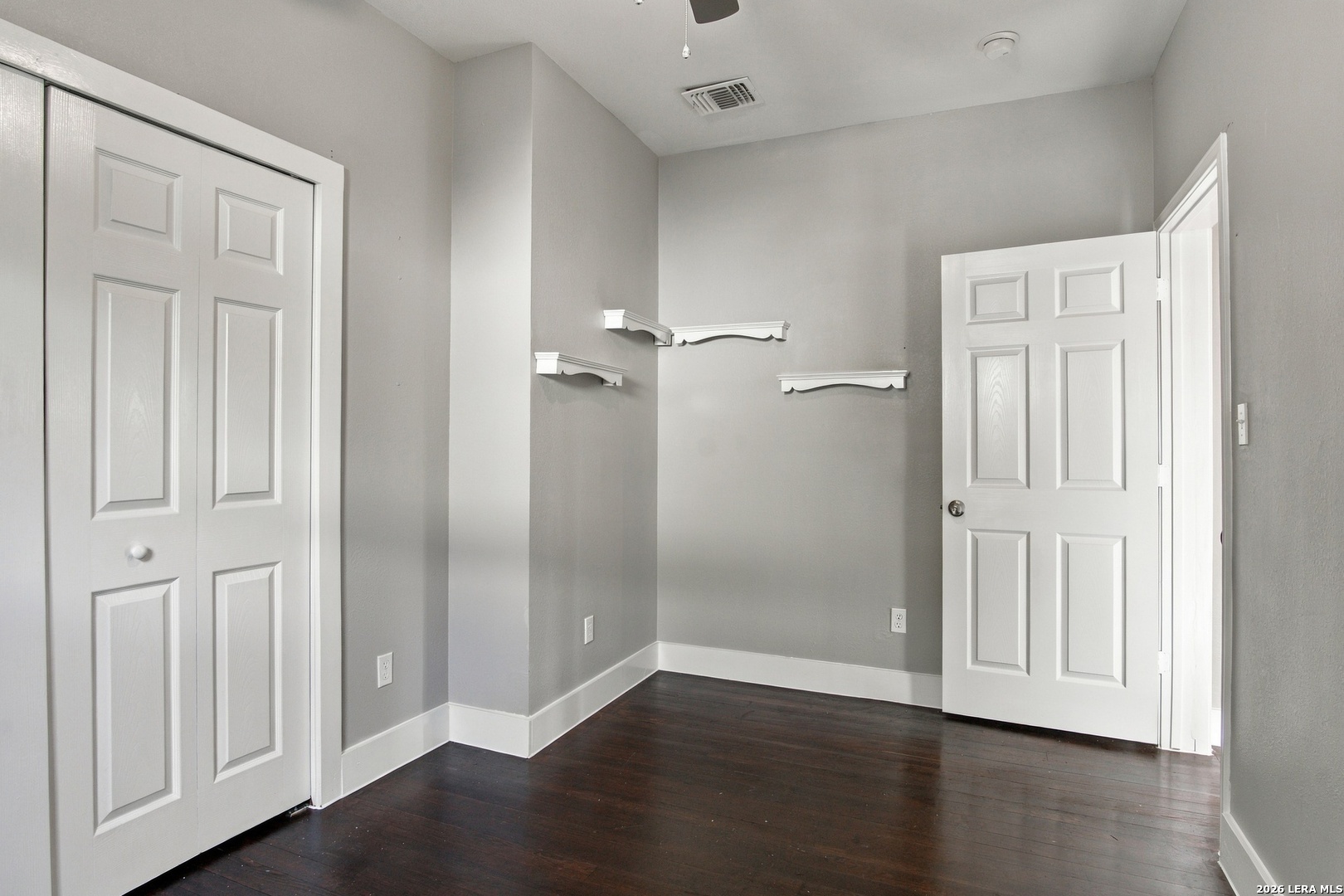 801 W Mistletoe Ave, San Antonio, TX 78212