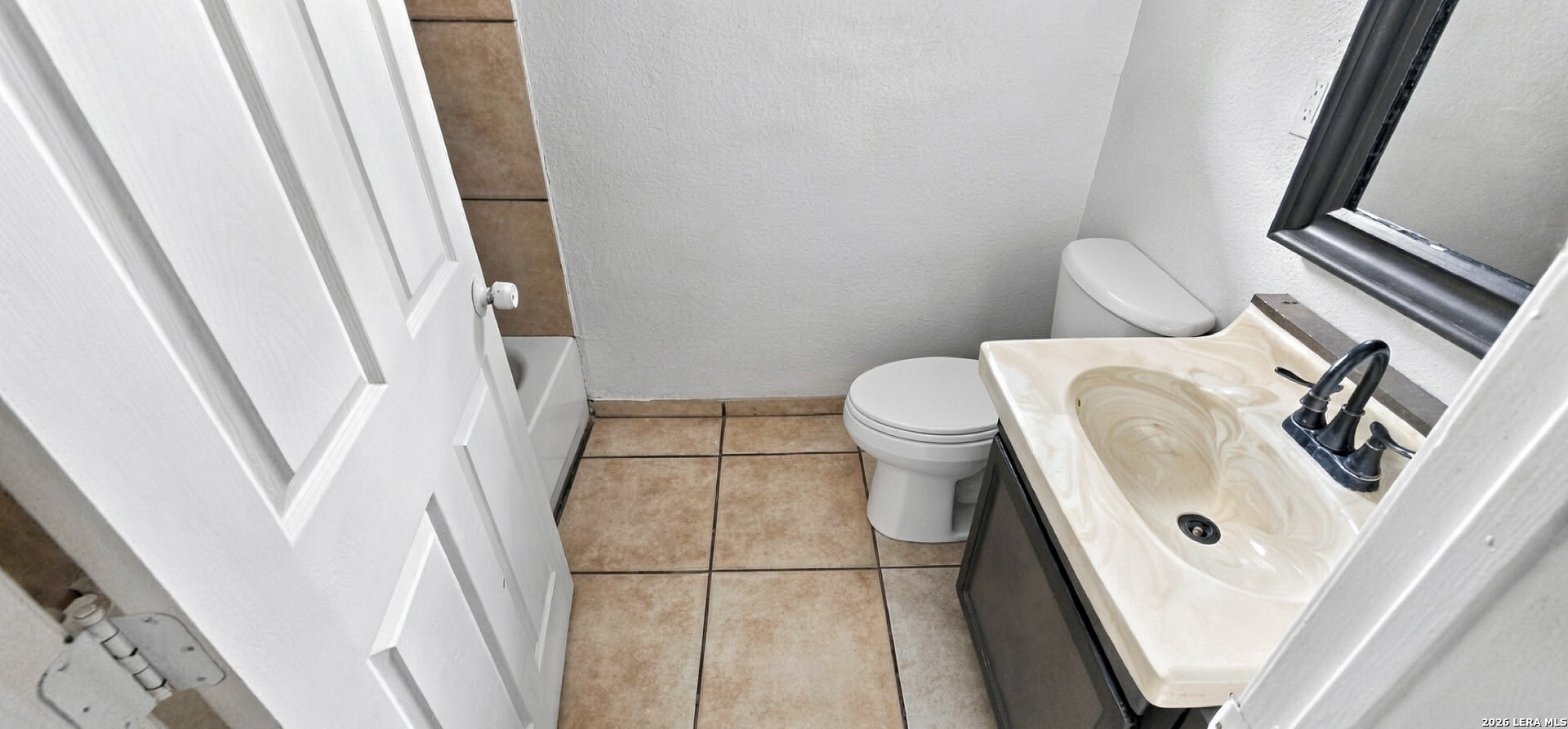 645 W BROADVIEW DR, San Antonio, TX 78228