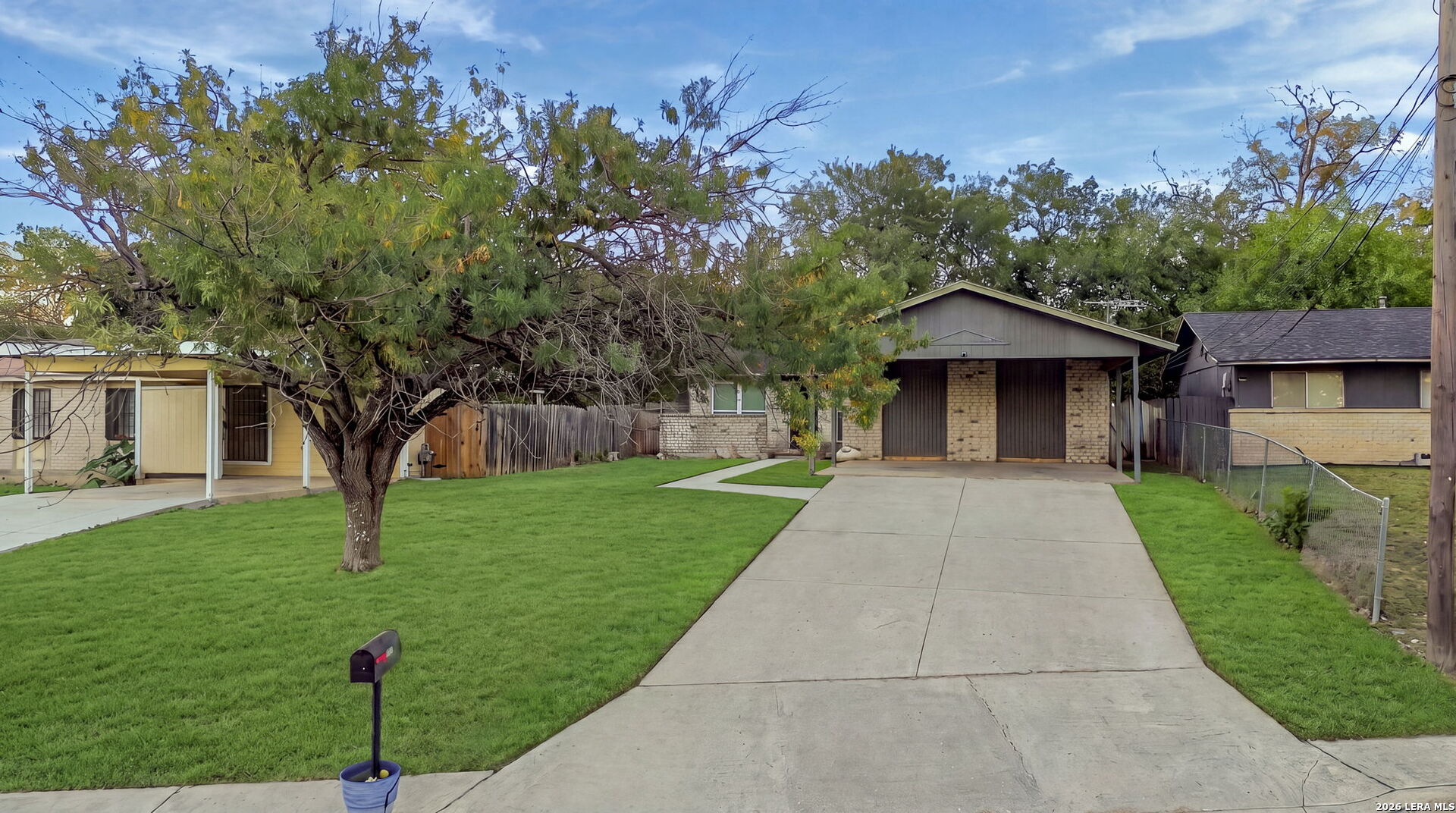 5738 BIENVILLE DR, San Antonio, TX 78233