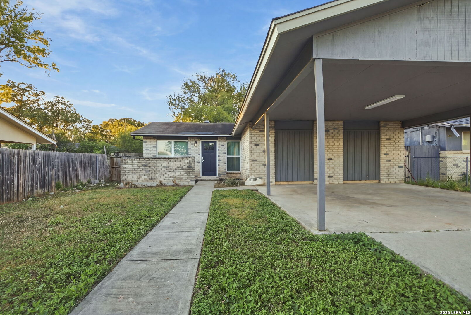 5738 BIENVILLE DR, San Antonio, TX 78233