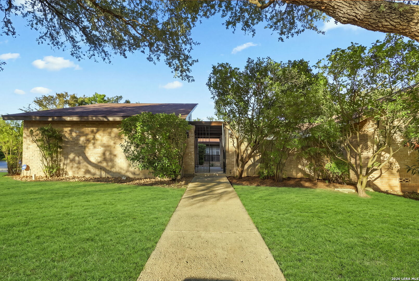 Photo 1 of Single family home for sale at 3764 Hunters Cir, San Antonio, TX 78230 | MLS# 2022902 | Listing updated on 2026-10-11