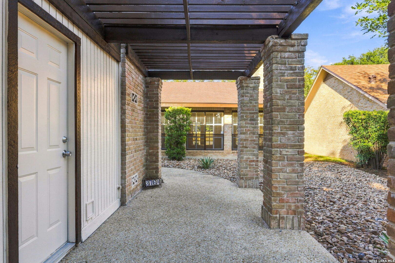 Photo 3 of Single family home for sale at 3764 Hunters Cir, San Antonio, TX 78230 | MLS# 2022902 | Listing updated on 2026-10-11