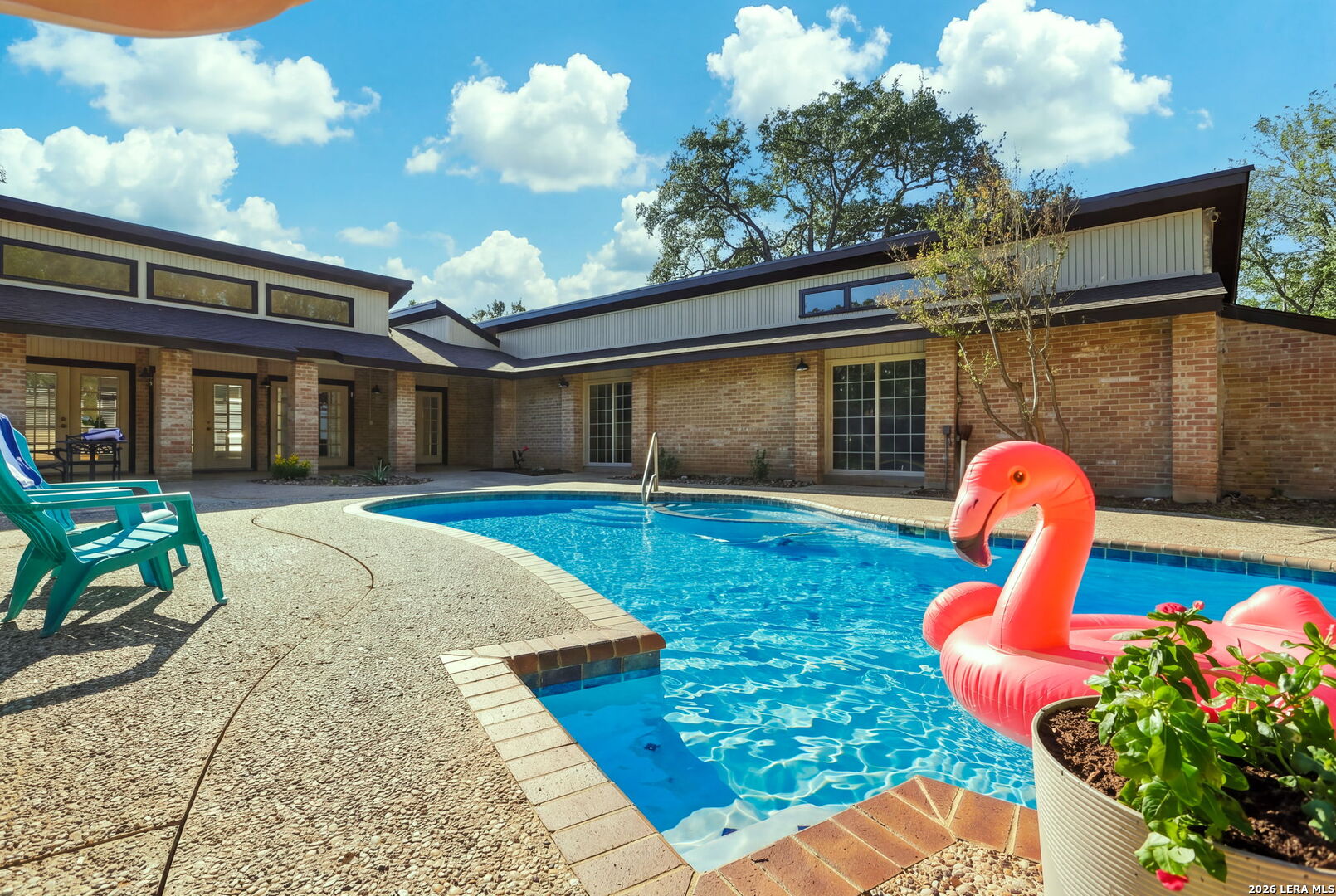 Property photo for 3764 HUNTERS CIR, San Antonio, TX