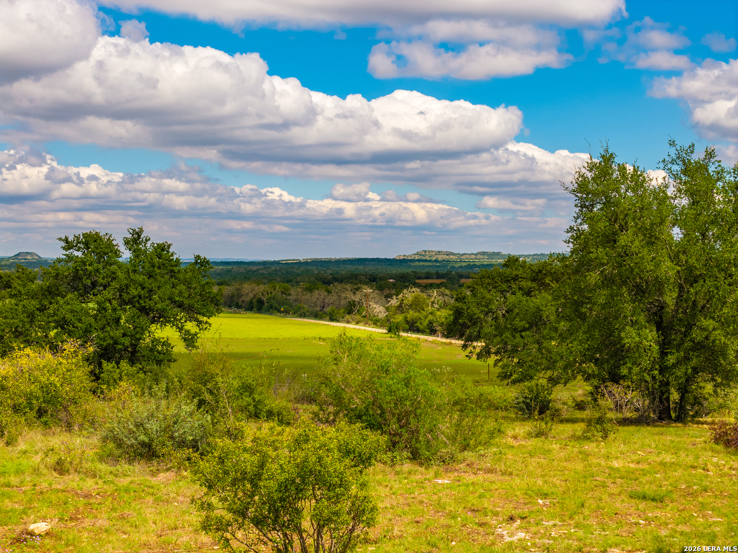 3145 N Grape Creek Rd, Fredericksburg, TX 78624