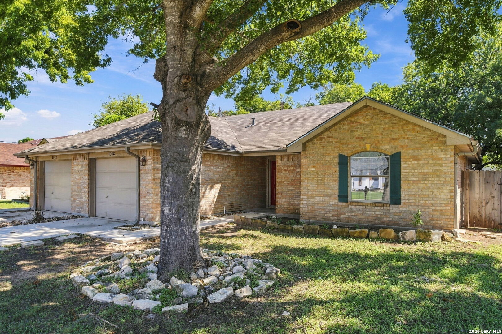 1318 SUMMERWOOD DR, New Braunfels, TX 78130