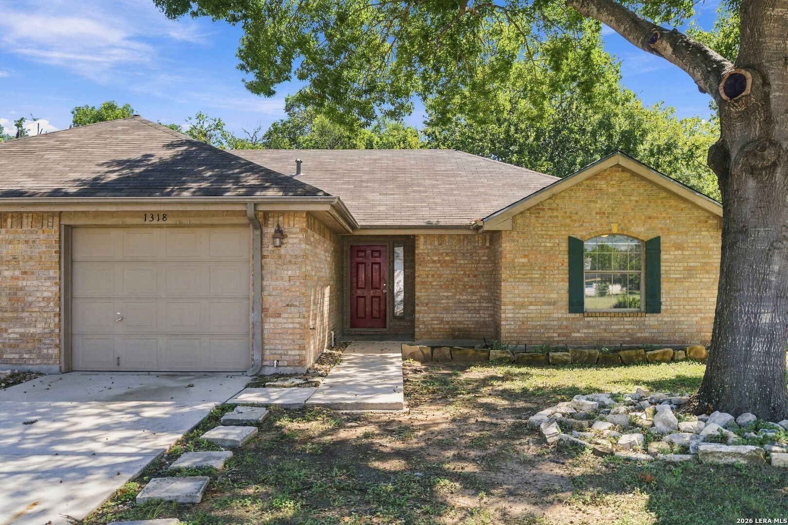 1318 SUMMERWOOD DR, New Braunfels, TX 78130