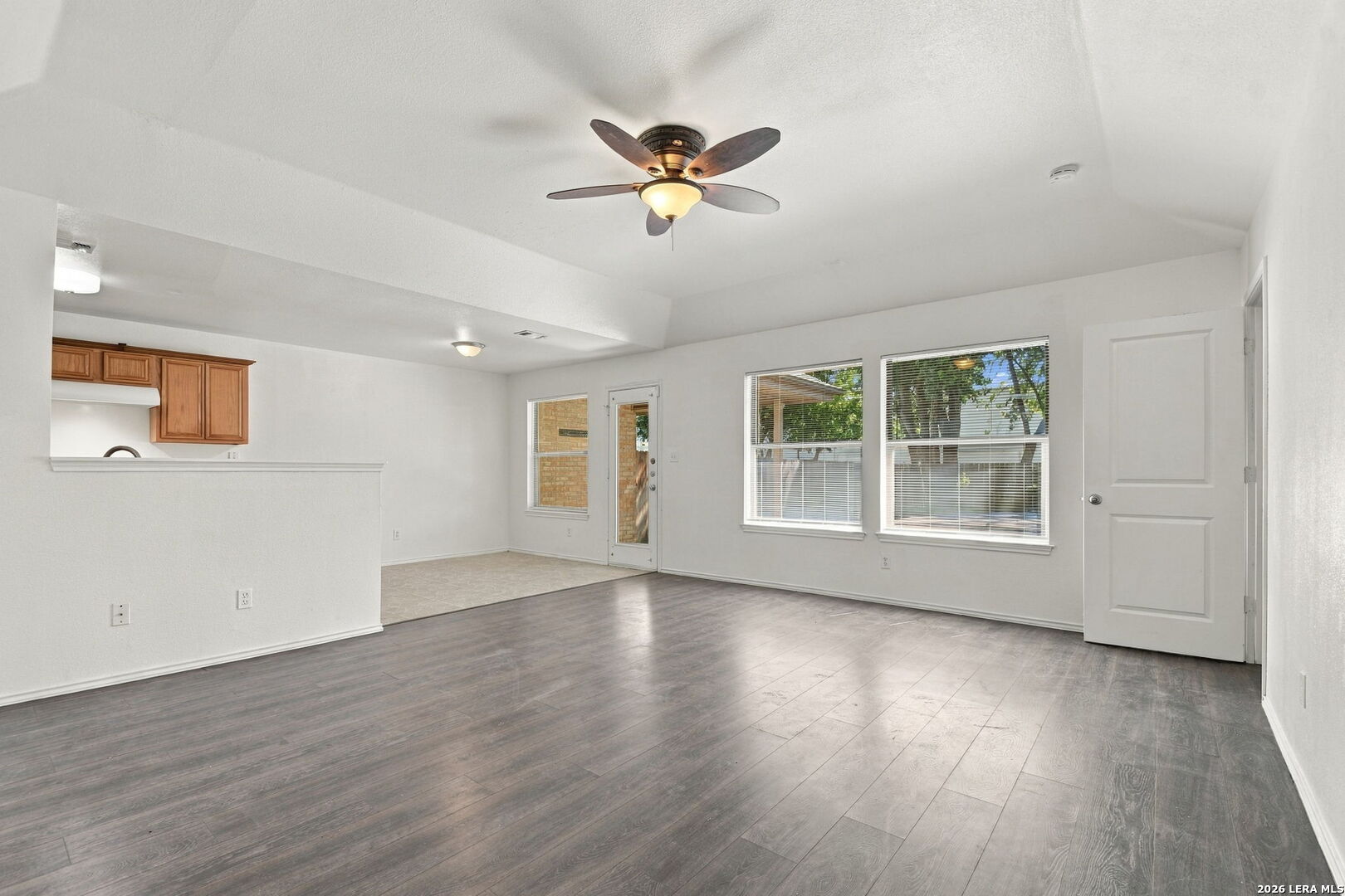 1318 SUMMERWOOD DR, New Braunfels, TX 78130