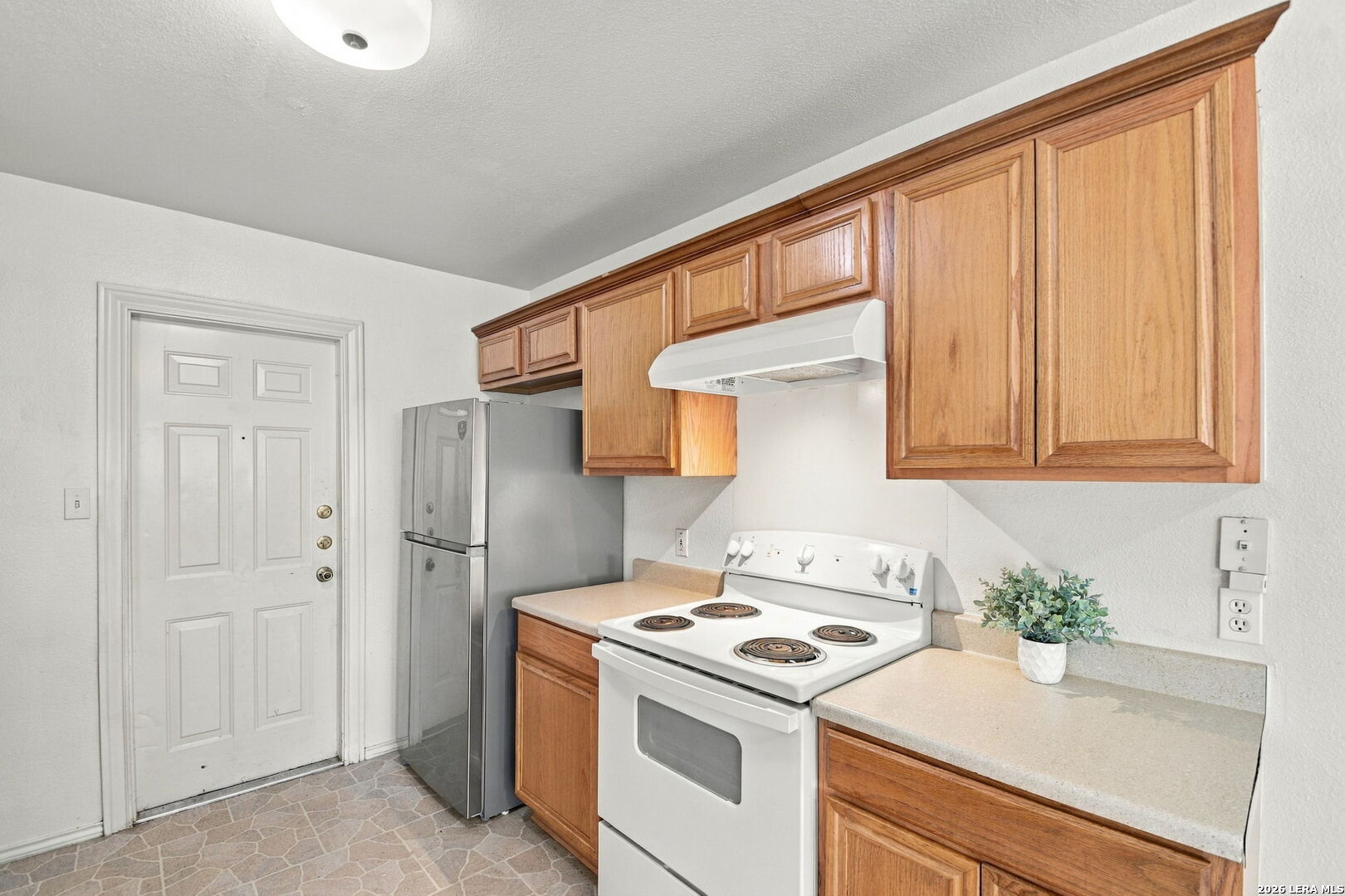 1318 SUMMERWOOD DR, New Braunfels, TX 78130