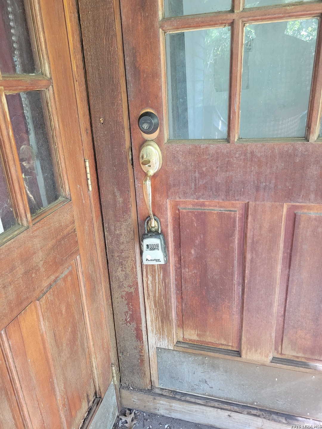 Property photo for 722 E WOODLAWN AVE, San Antonio, TX