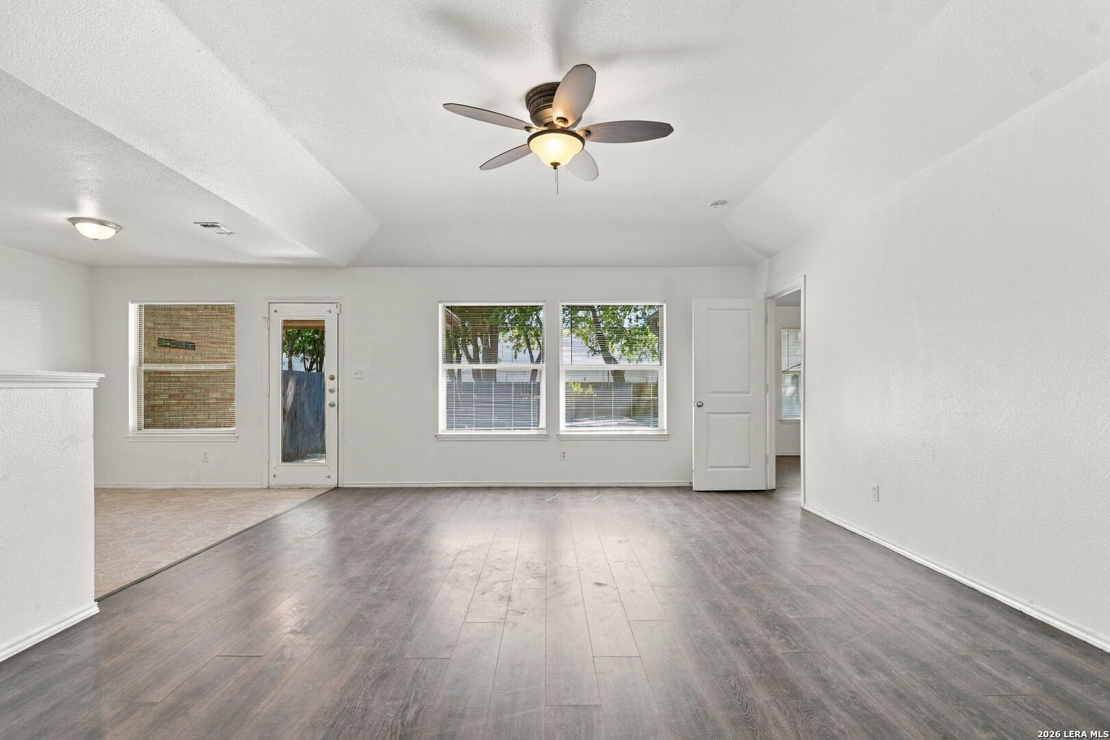1320 SUMMERWOOD DR, New Braunfels, TX 78130