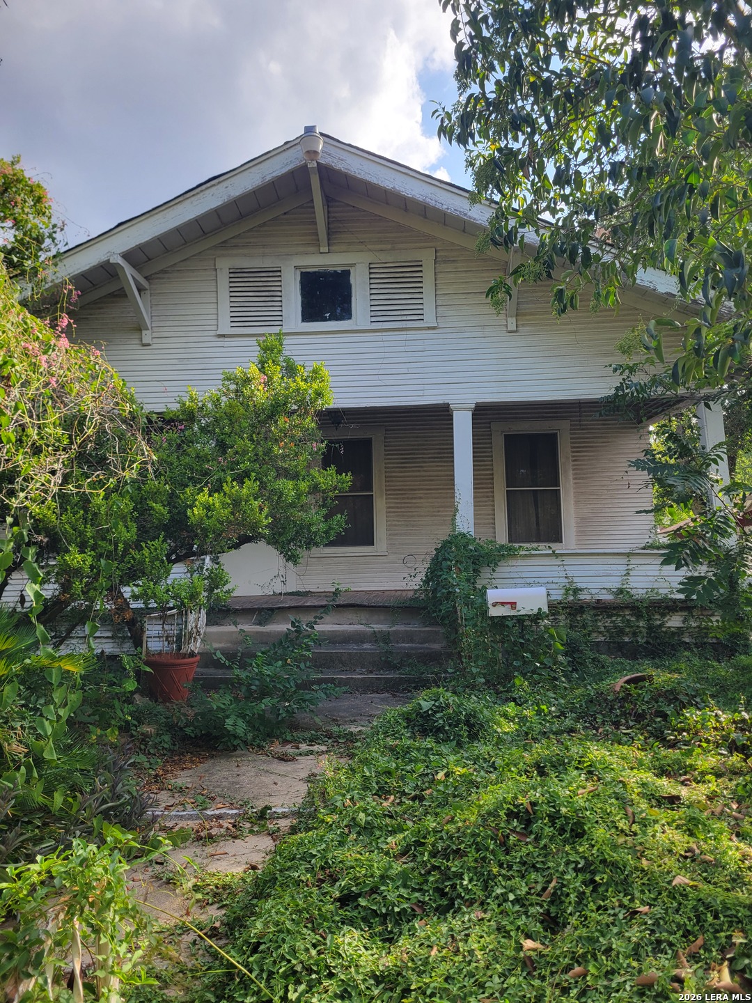 722 E WOODLAWN AVE, San Antonio, TX 78212
