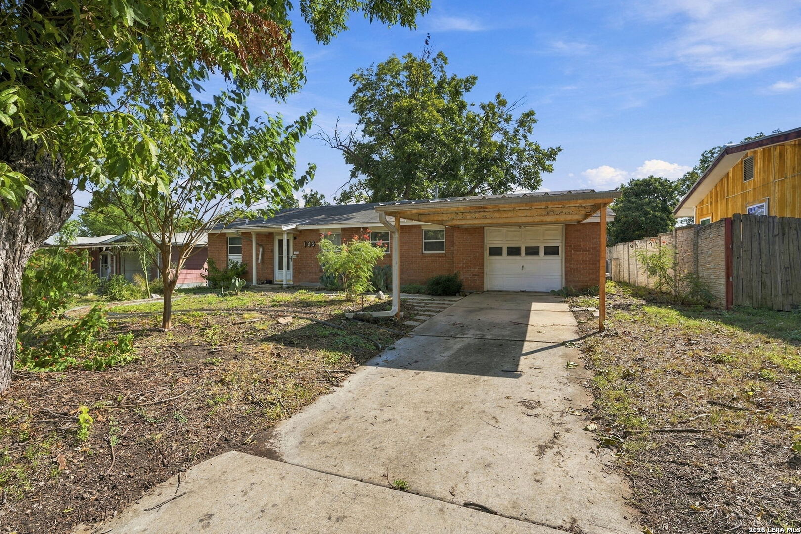 166 Fennel Dr, San Antonio, TX 78213
