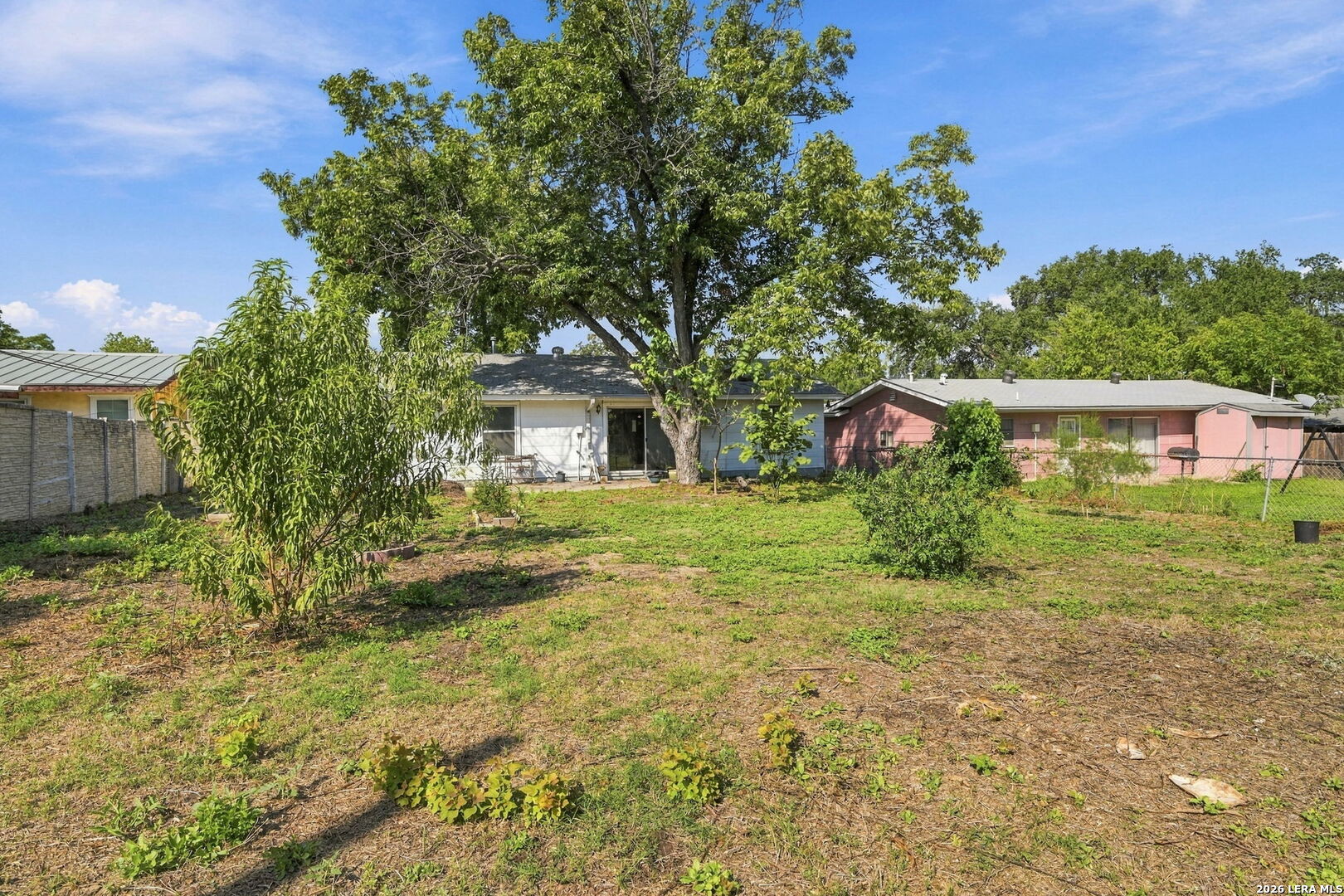 166 Fennel Dr, San Antonio, TX 78213